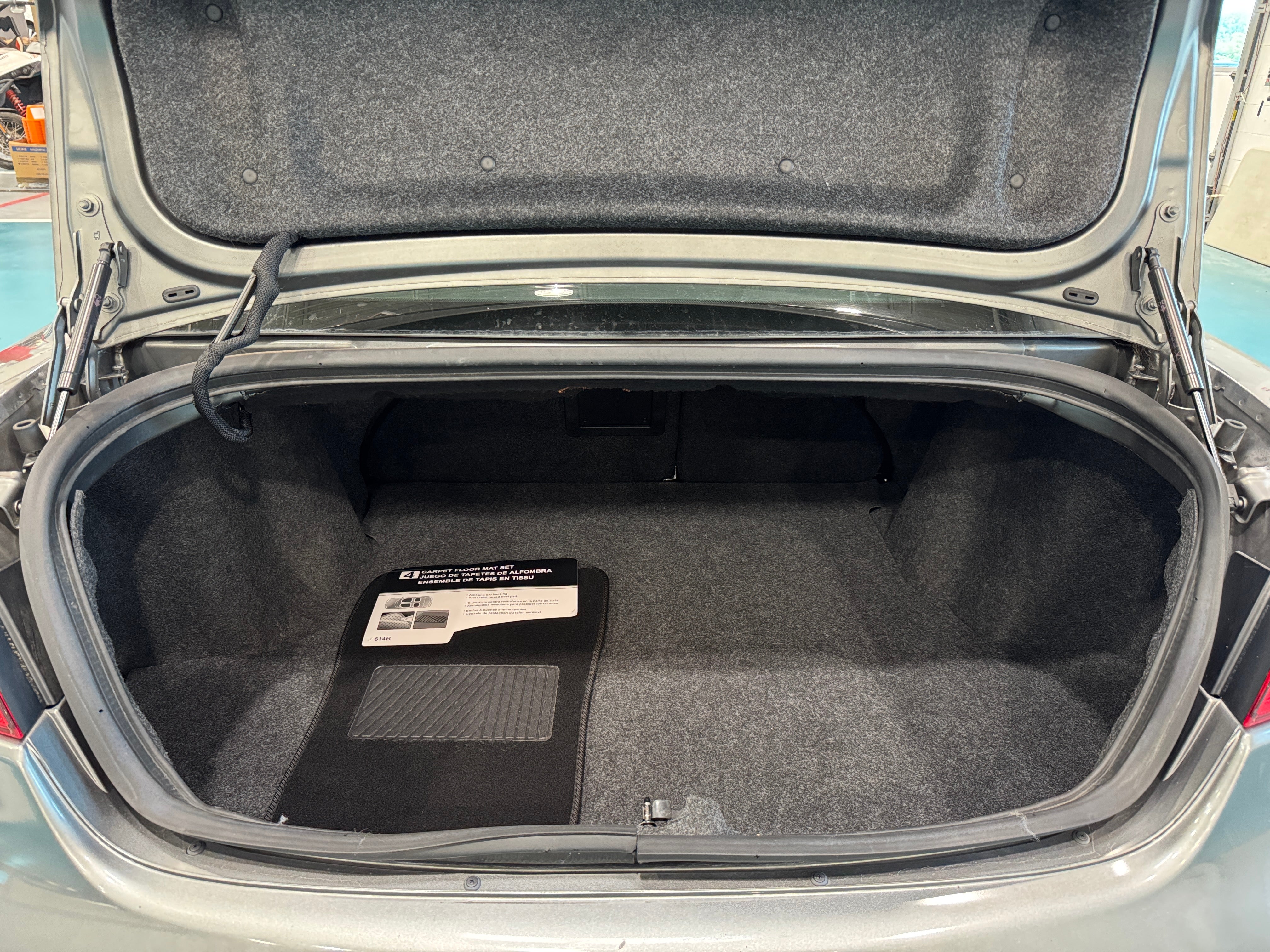 2012 Chrysler 200 Touring 7