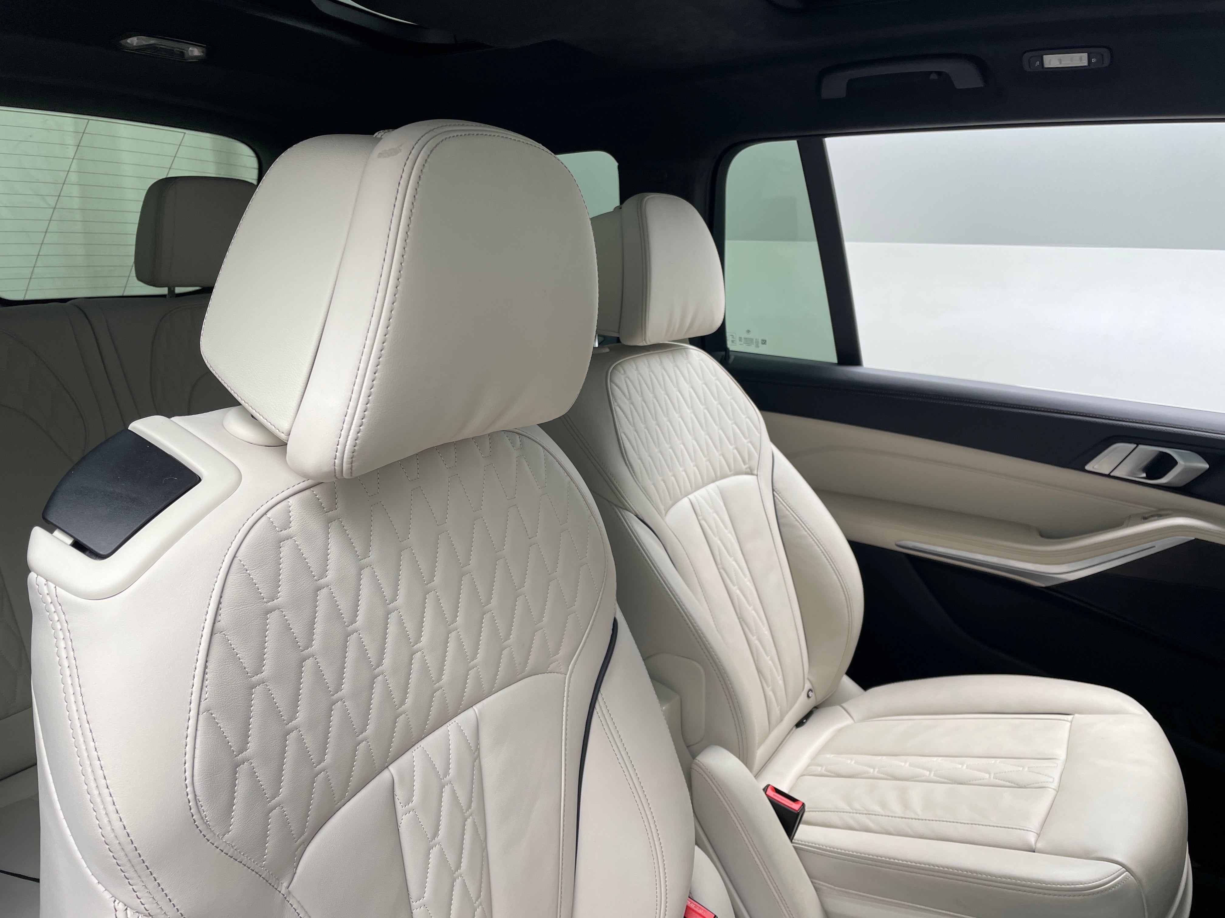 2022 BMW X7 xDrive40i 5