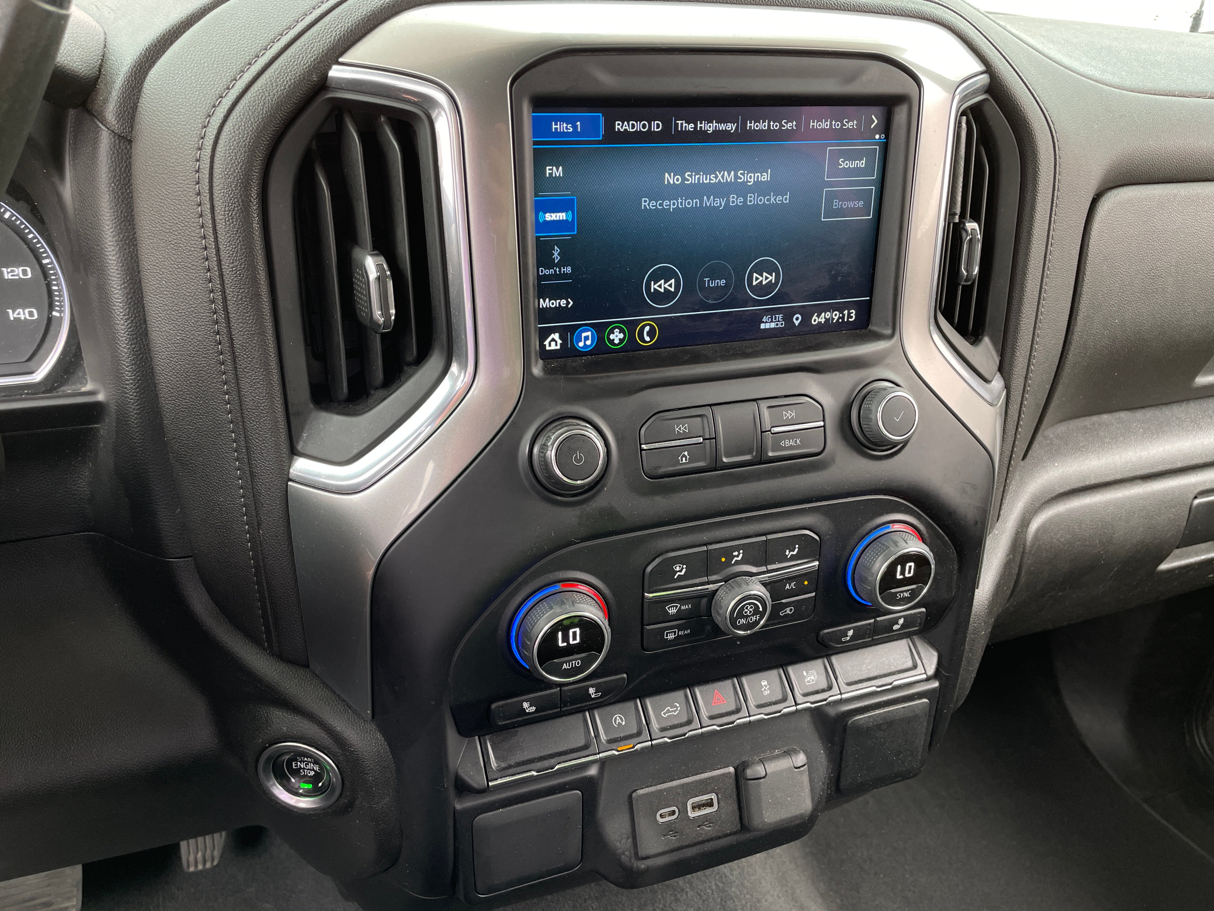 2022 Chevrolet Silverado 1500 Limited RST 4