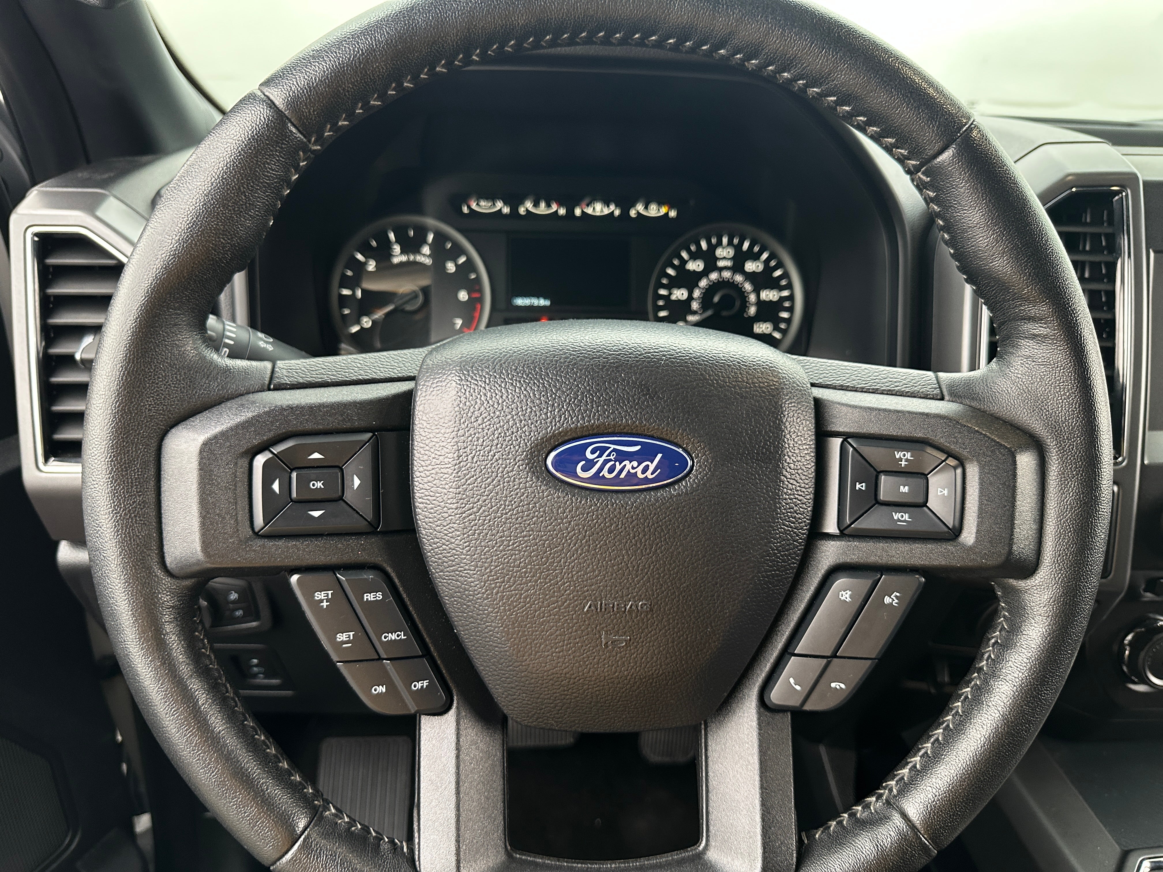 2018 Ford Econoline E-150 5