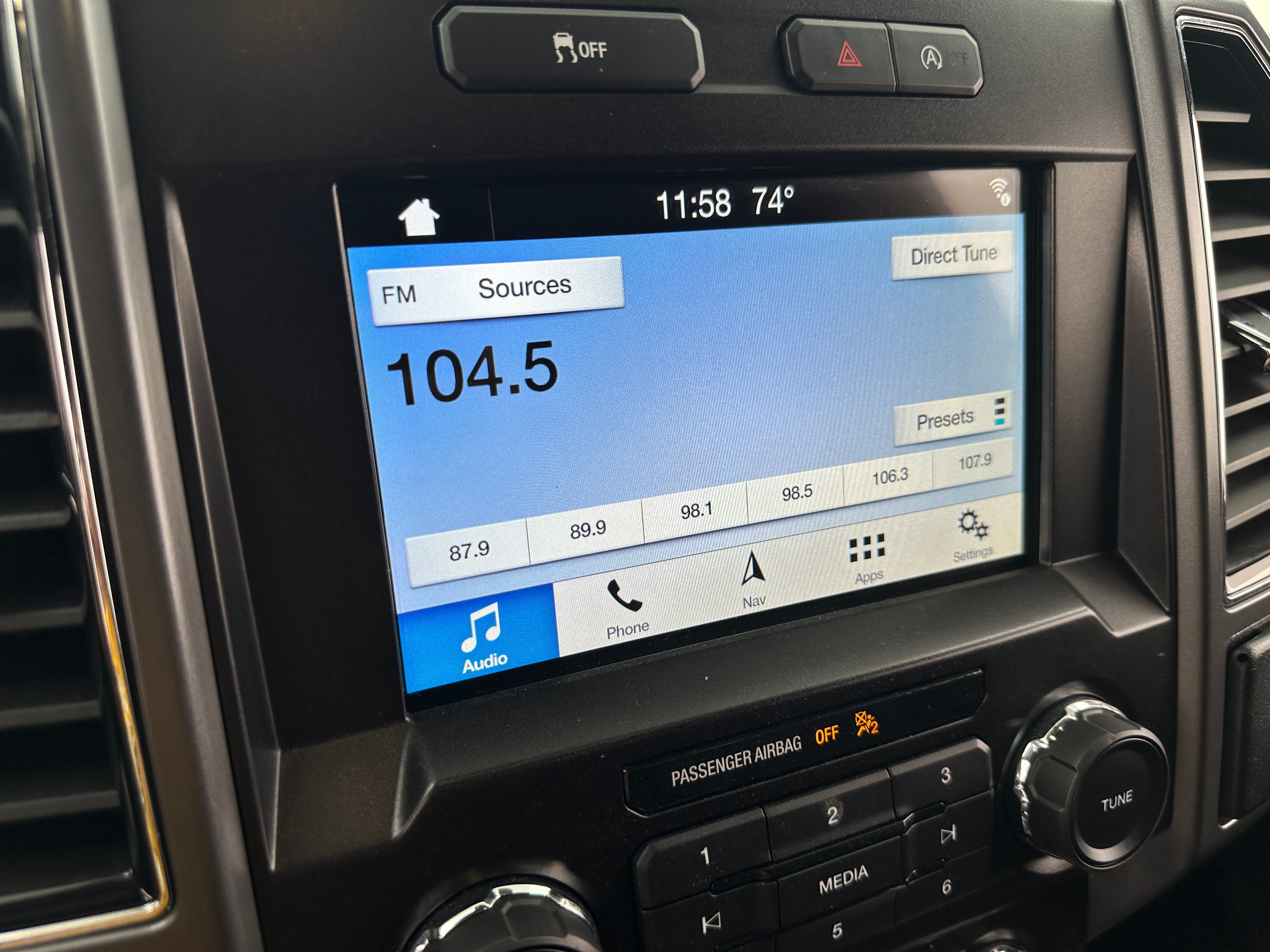 2018 Ford Econoline E-150 4