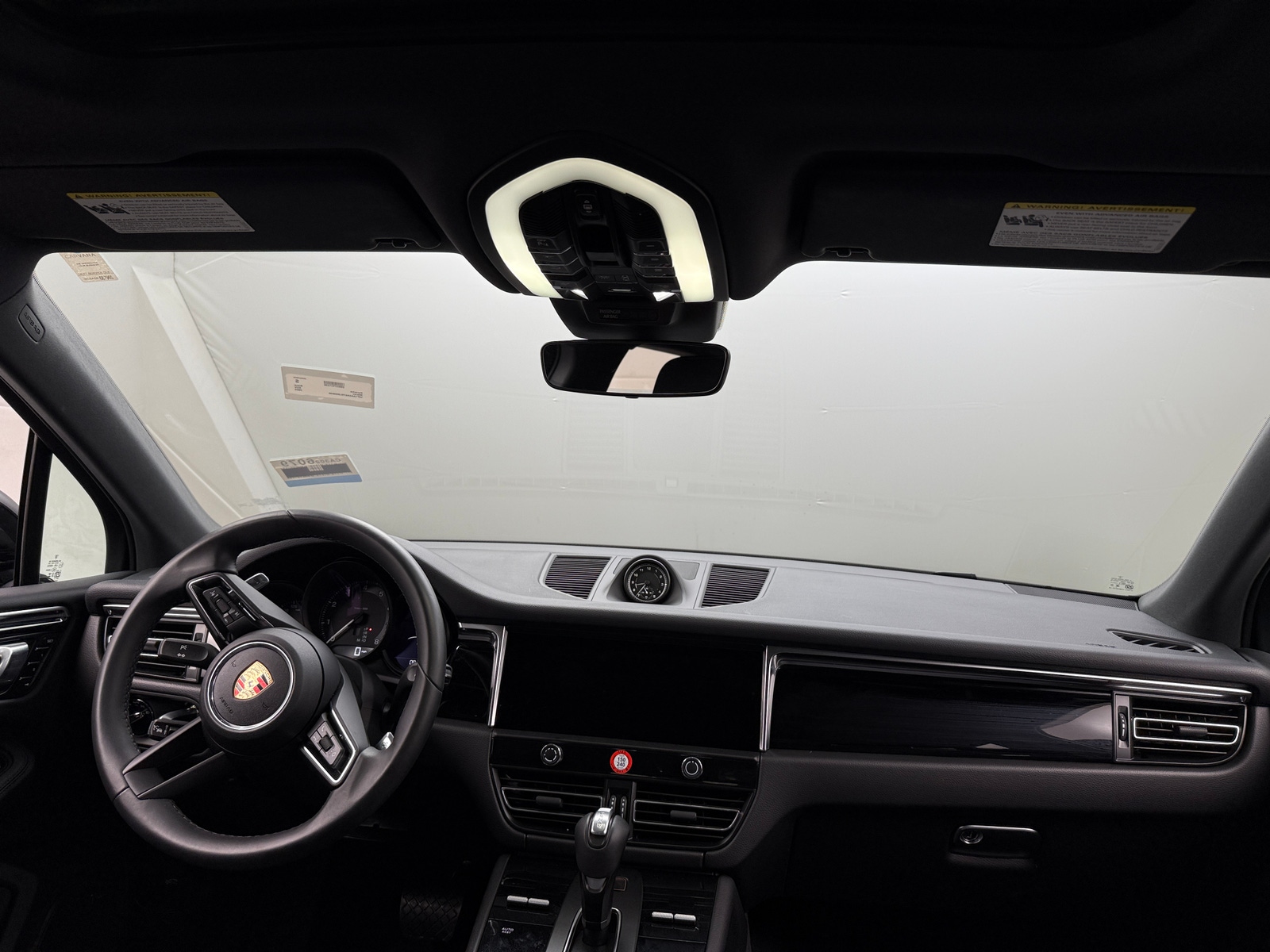 Thumbnail: 2025 Porsche Macan - 2