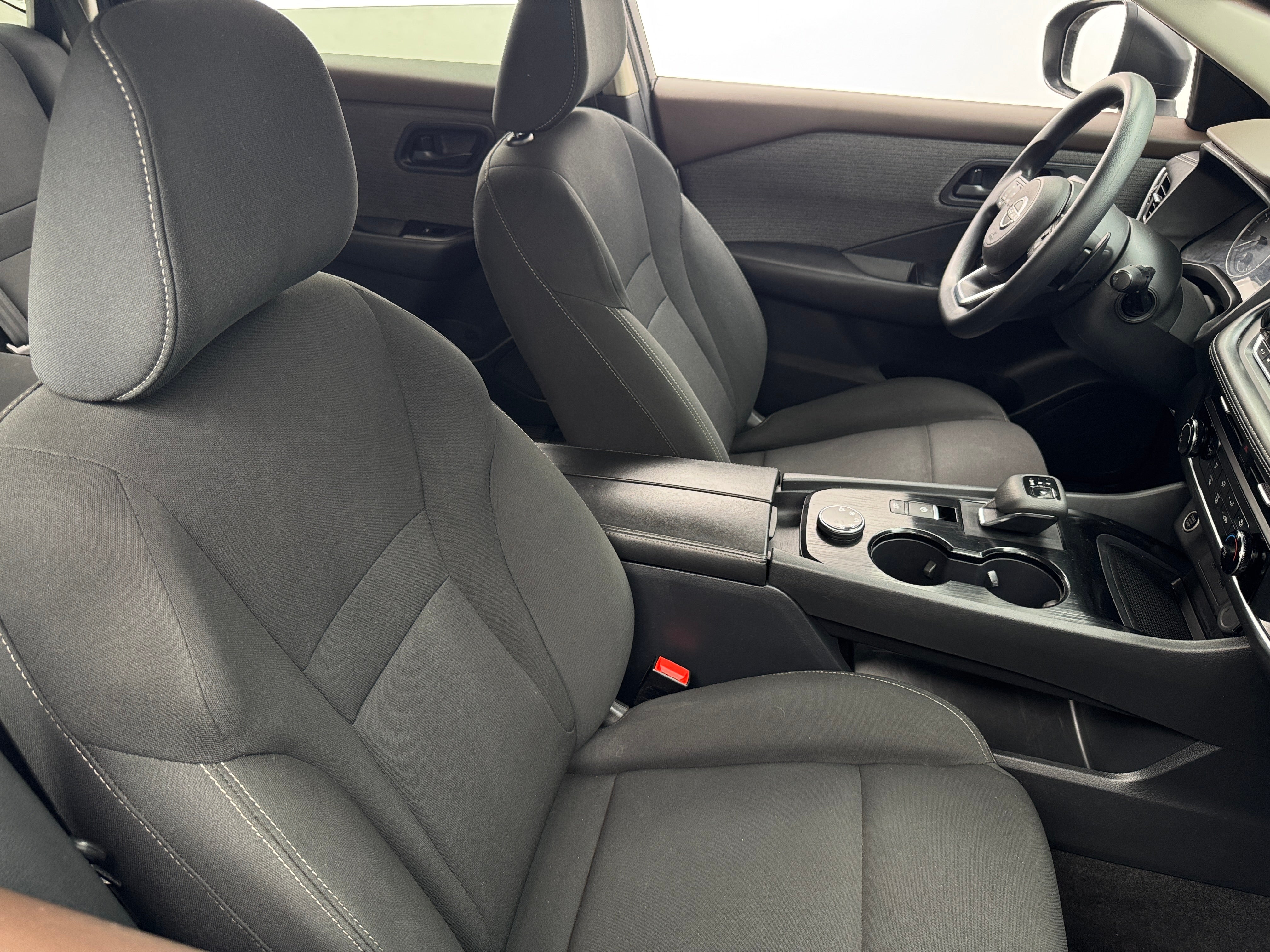 2023 Nissan Rogue S 2