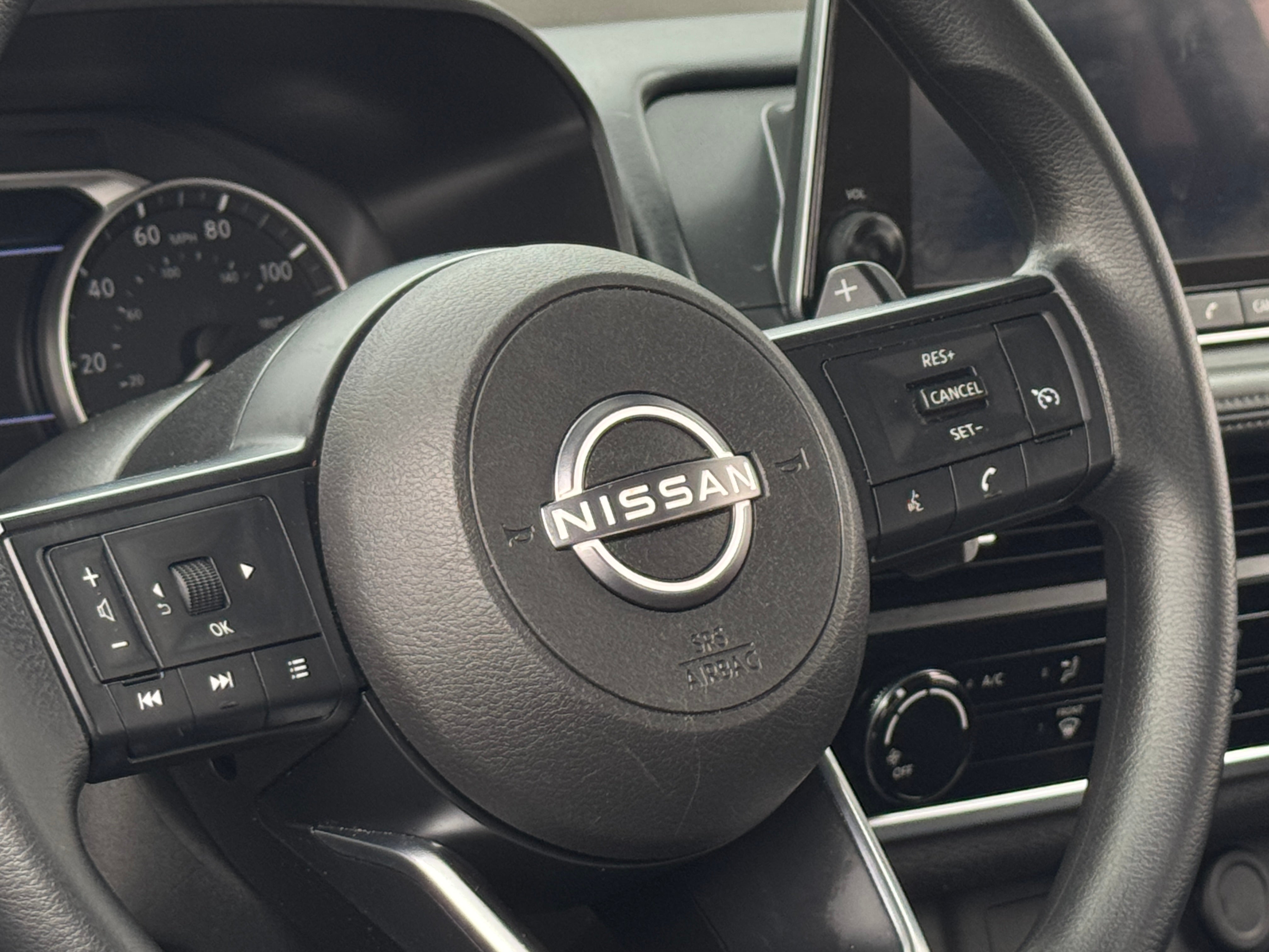 2023 Nissan Rogue S 5