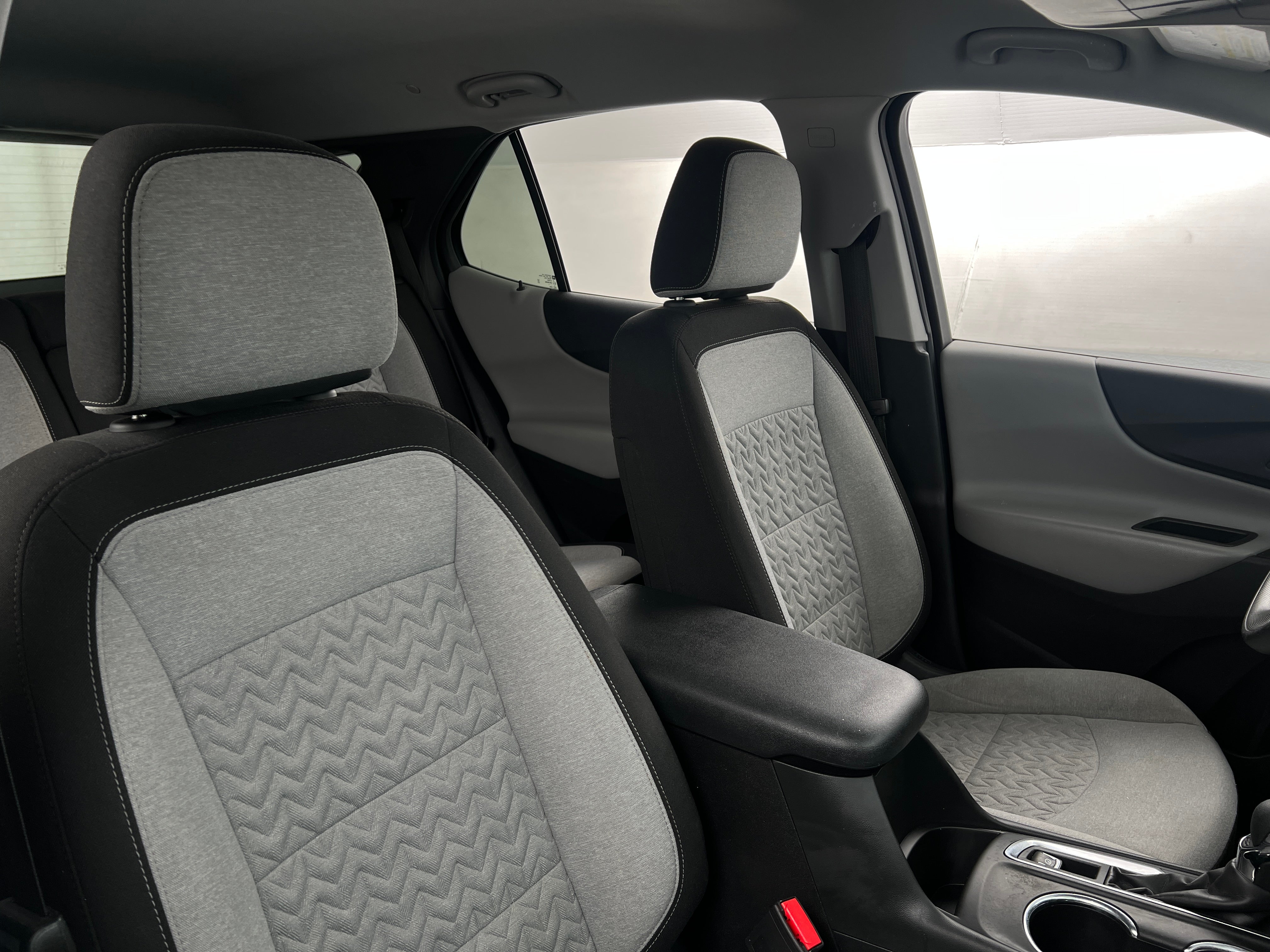 2022 Chevrolet Equinox LT 2