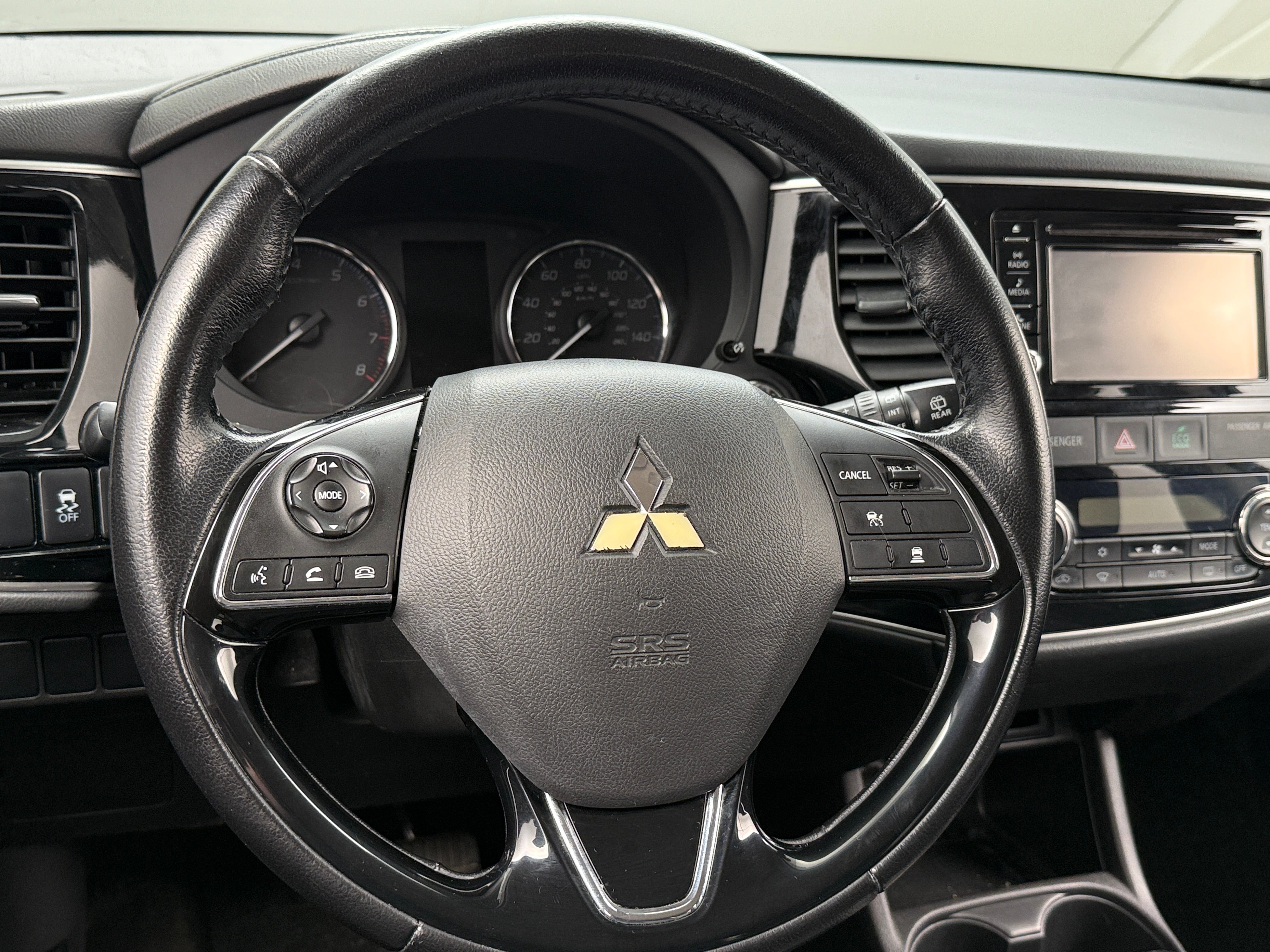 2016 Mitsubishi Outlander SEL 5