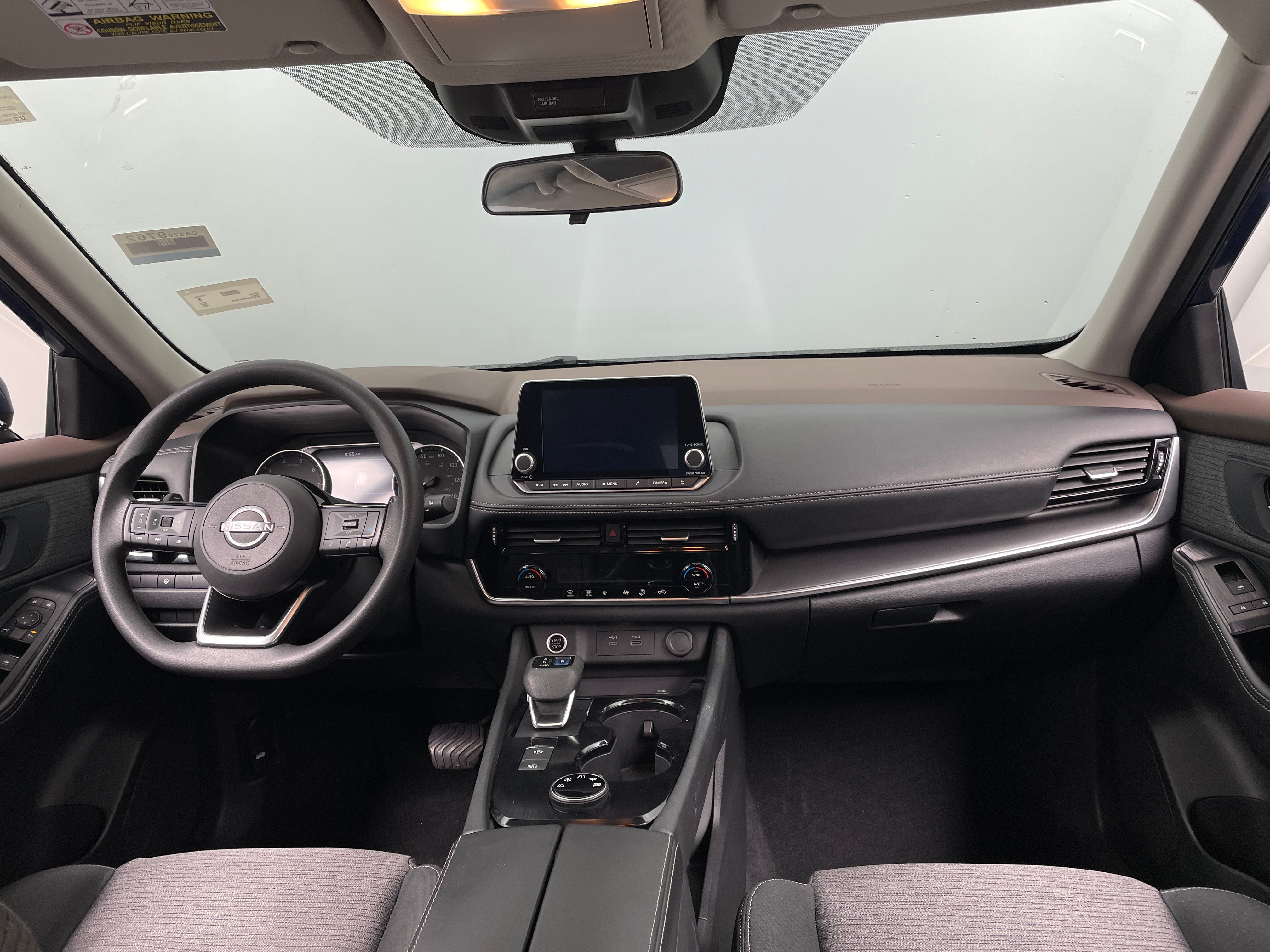 2022 Nissan Rogue SV 3