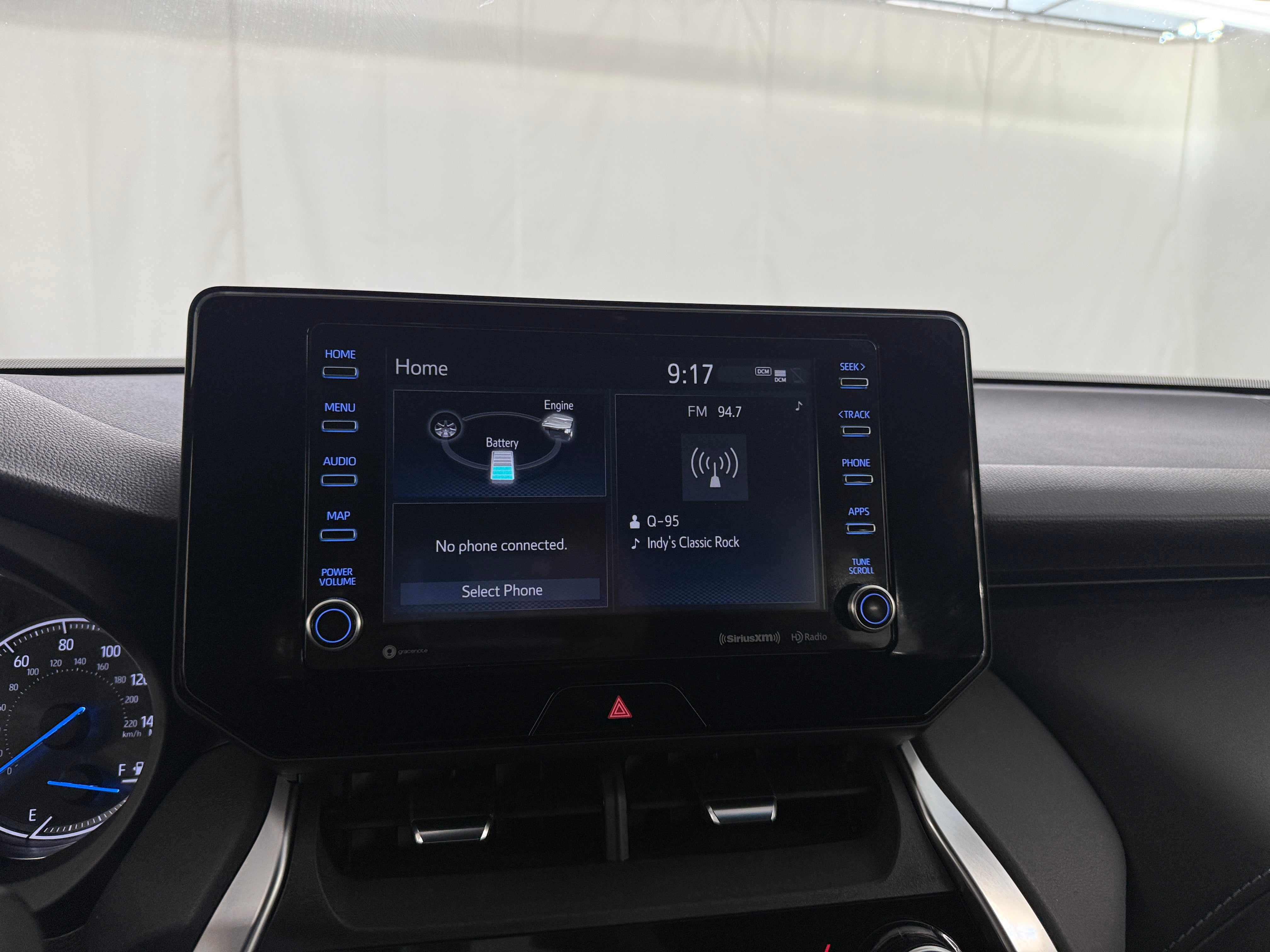 2022 Toyota Venza XLE 3