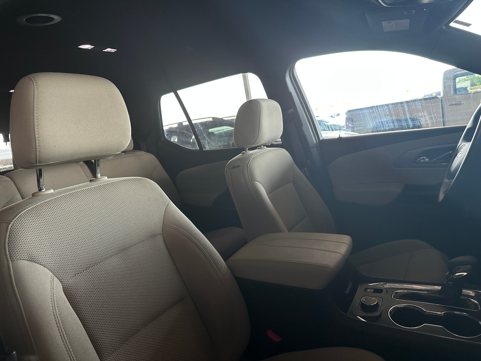 Thumbnail: 2023 Chevrolet Traverse - 2