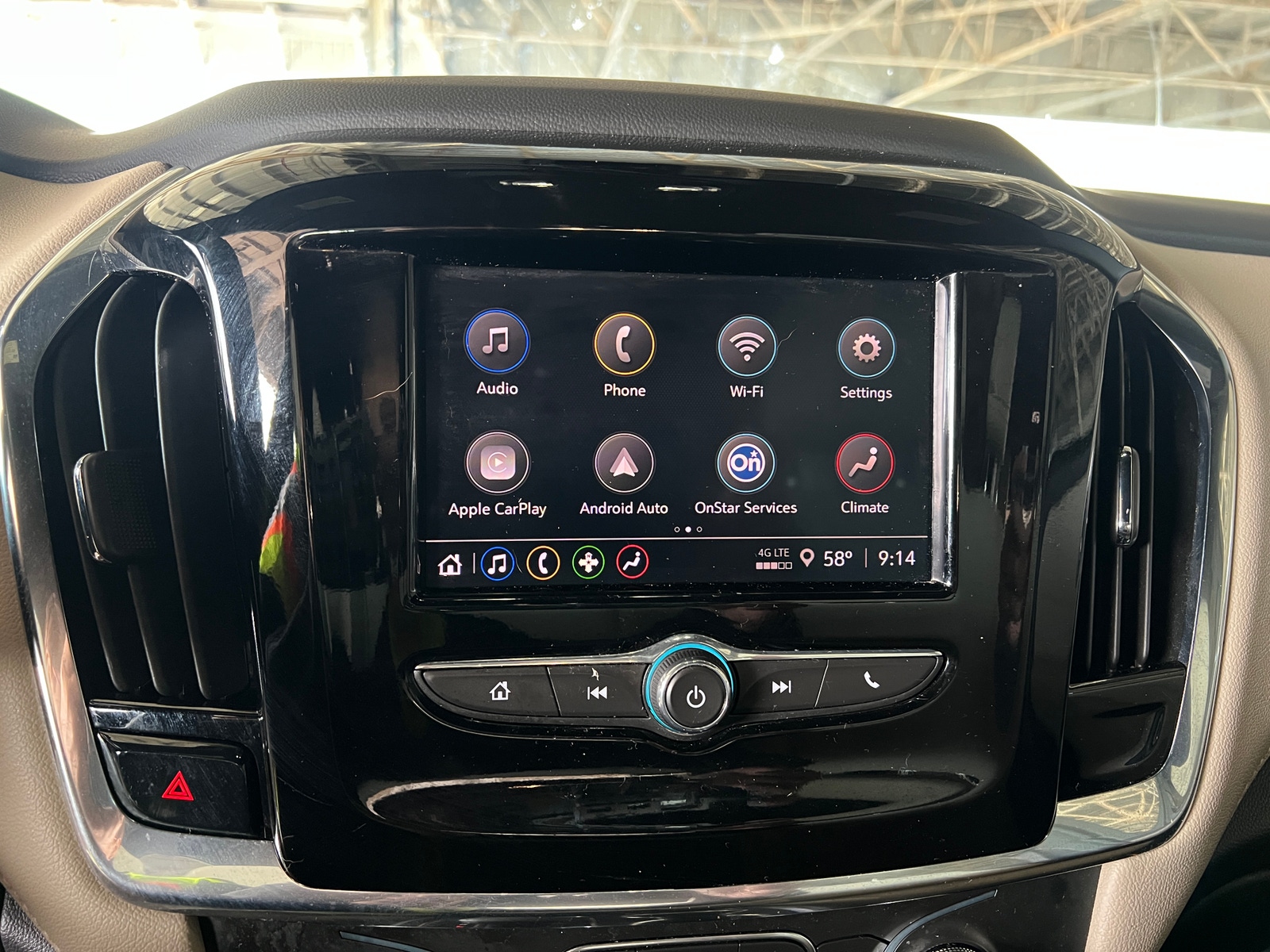 Thumbnail: 2023 Chevrolet Traverse - 4