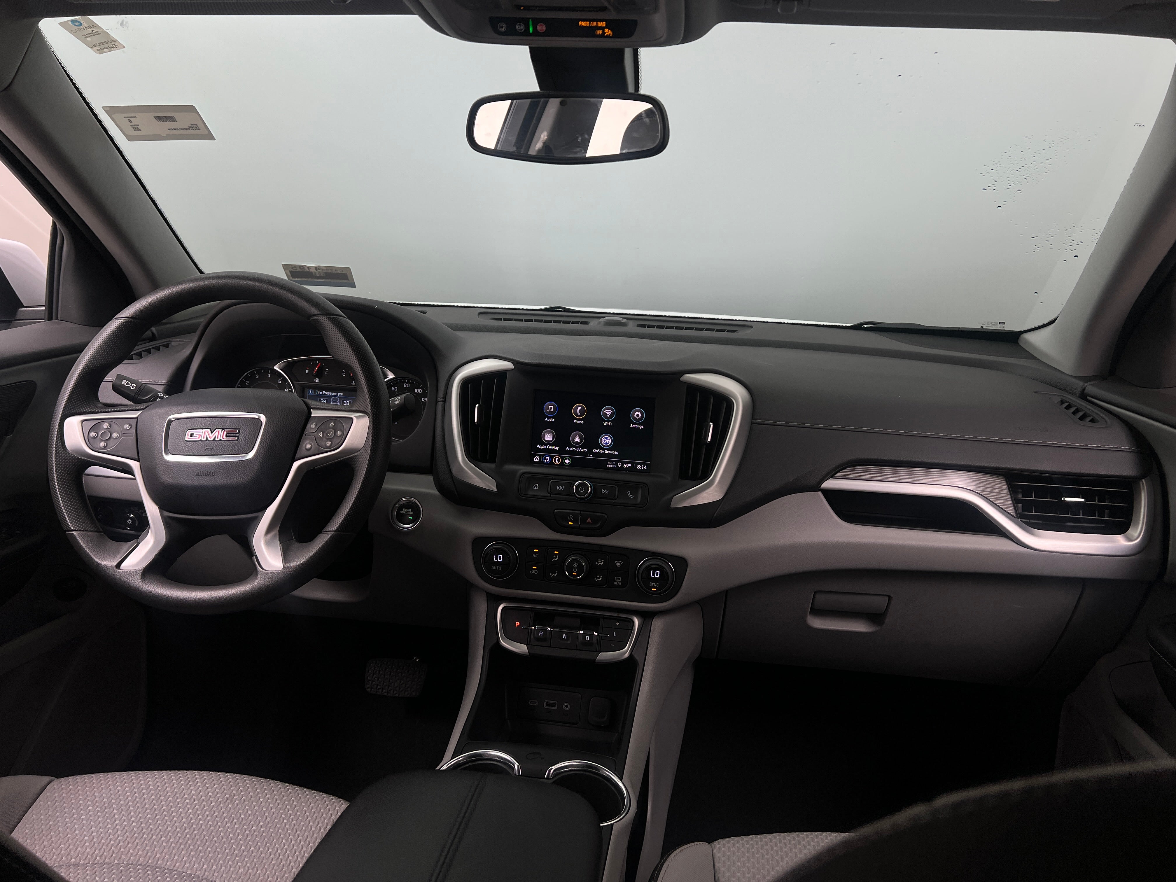 2023 GMC Terrain SLE 3