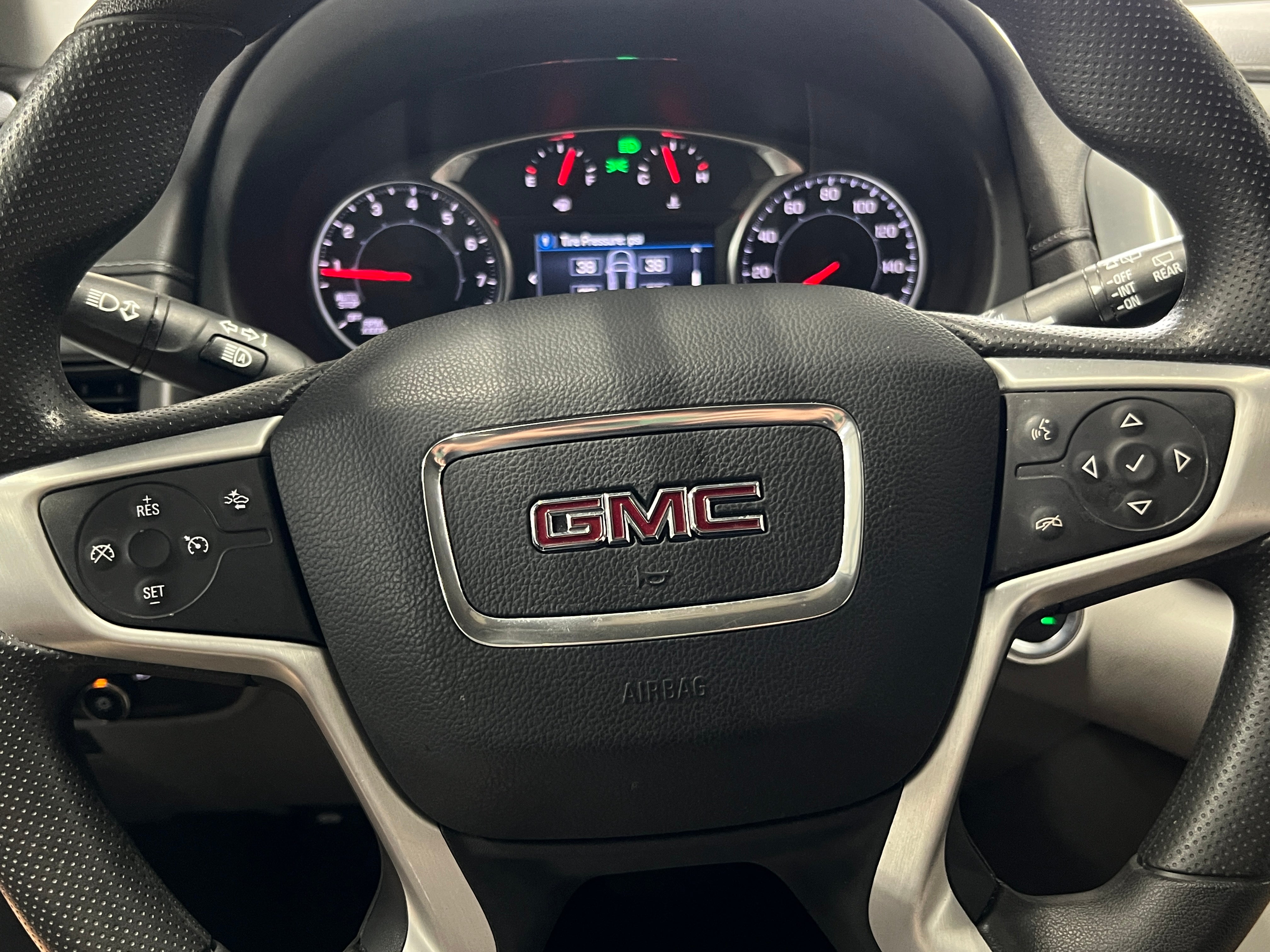 2023 GMC Terrain SLE 5