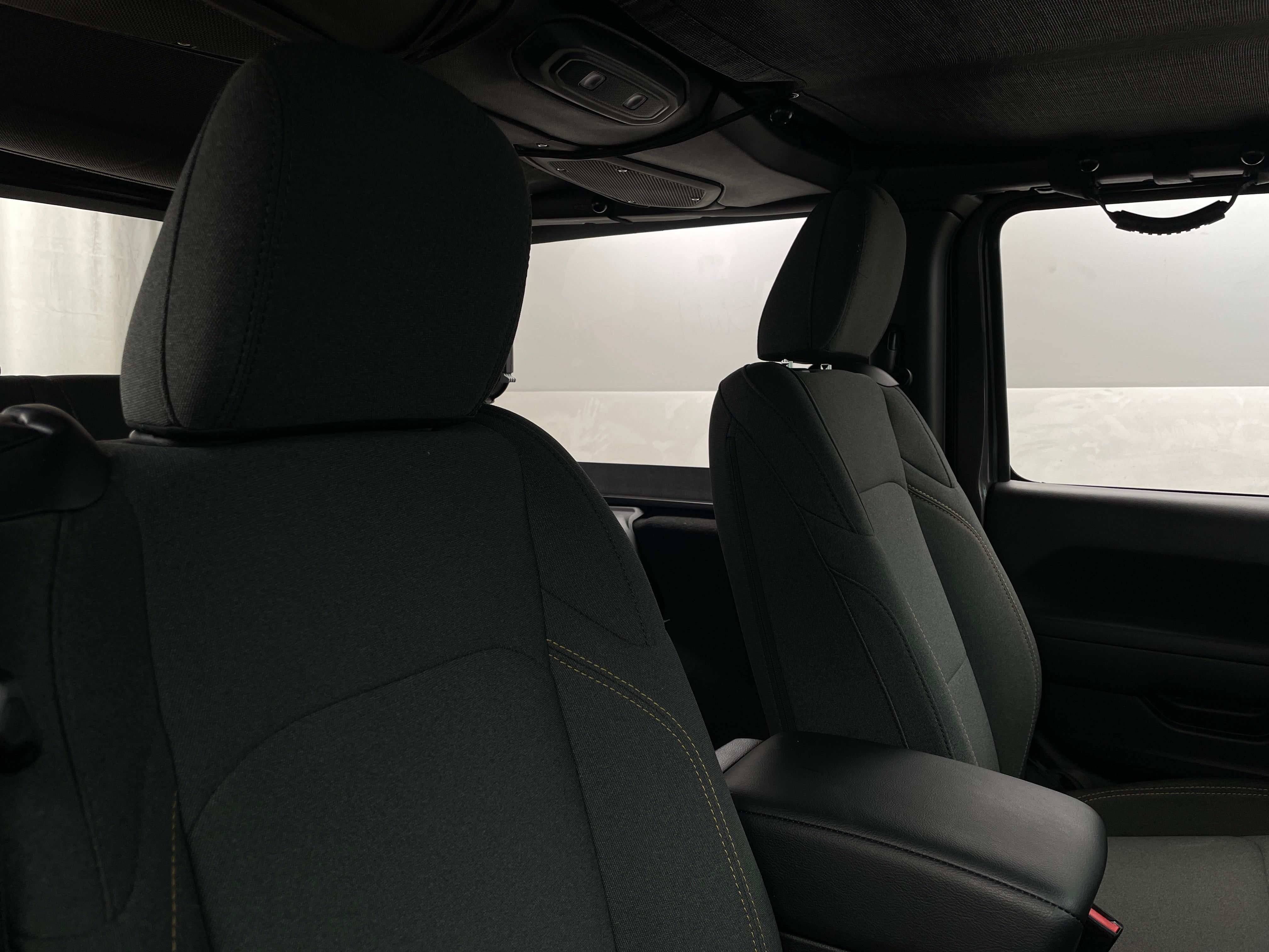 2025 Jeep Wrangler Sport 2