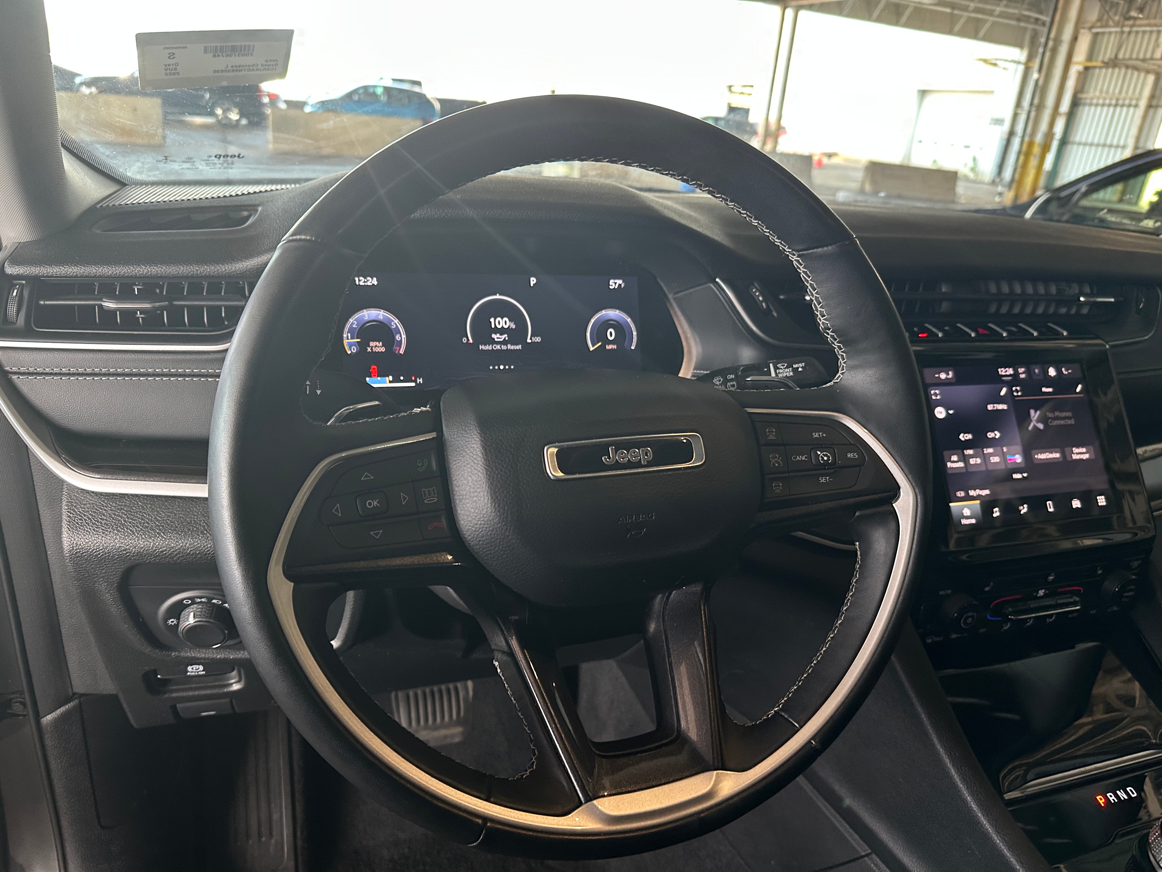 2022 Jeep Grand Cherokee L Laredo 5