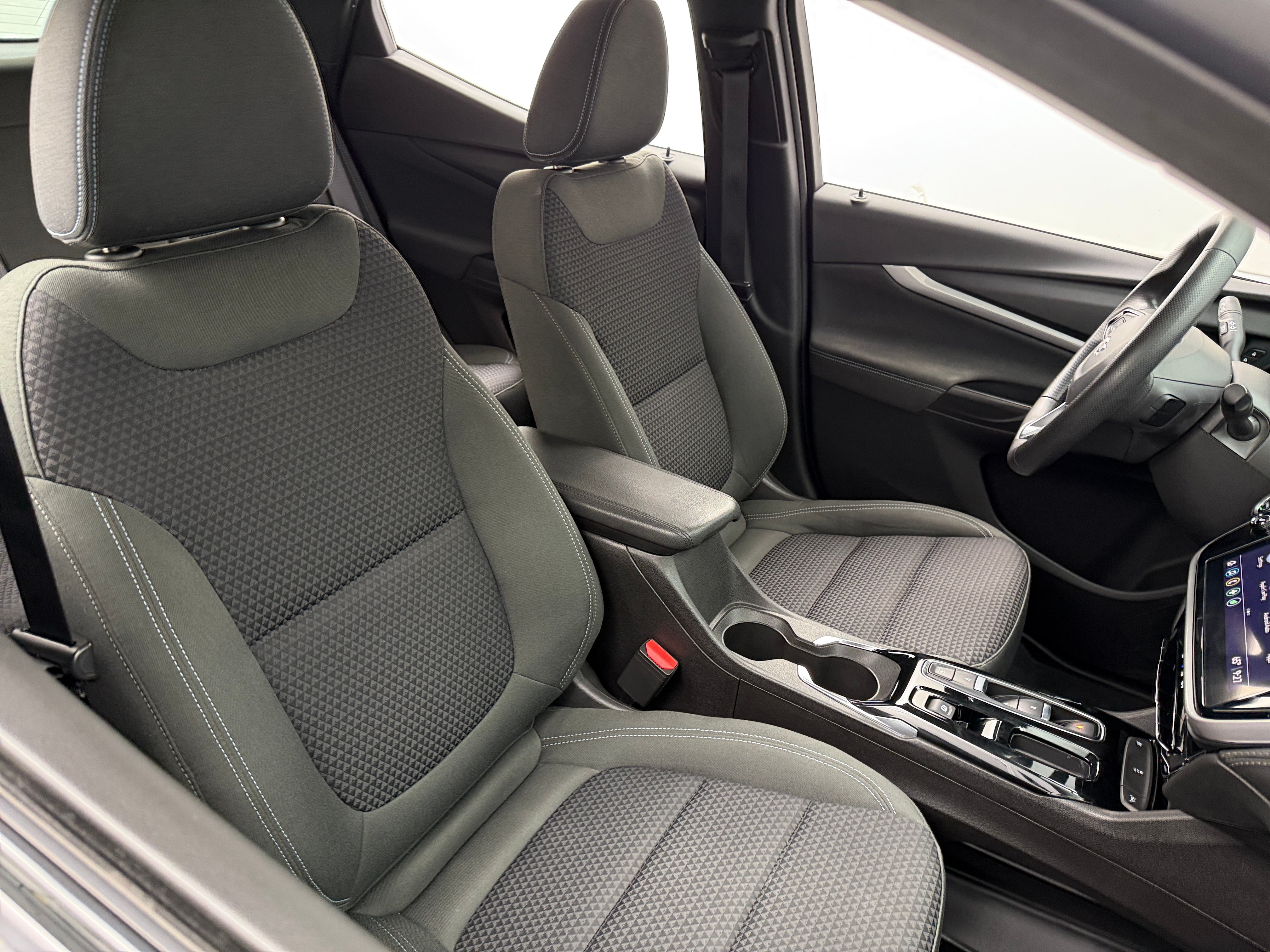 2022 Chevrolet Bolt EUV LT 2