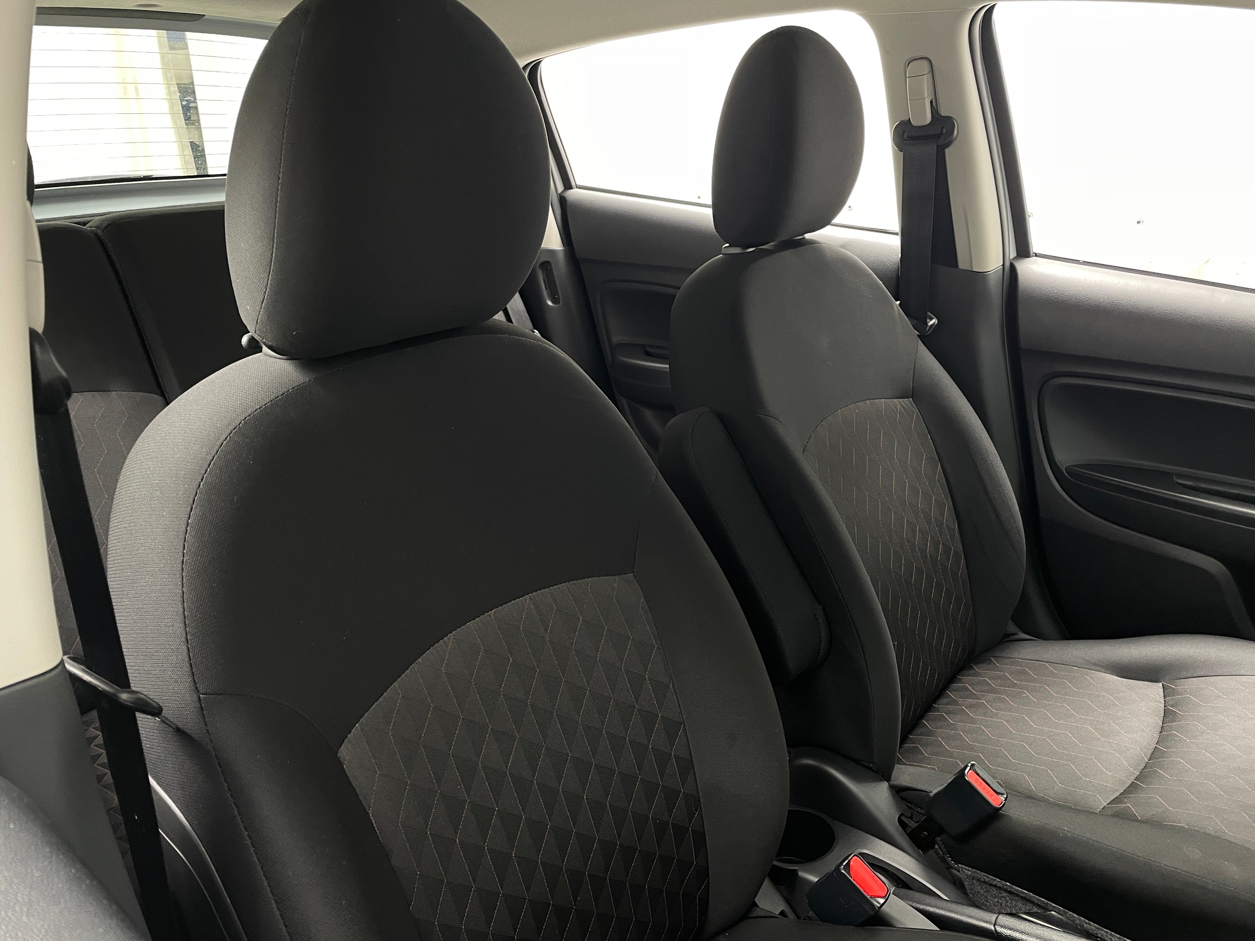 2024 Mitsubishi Mirage LE 2