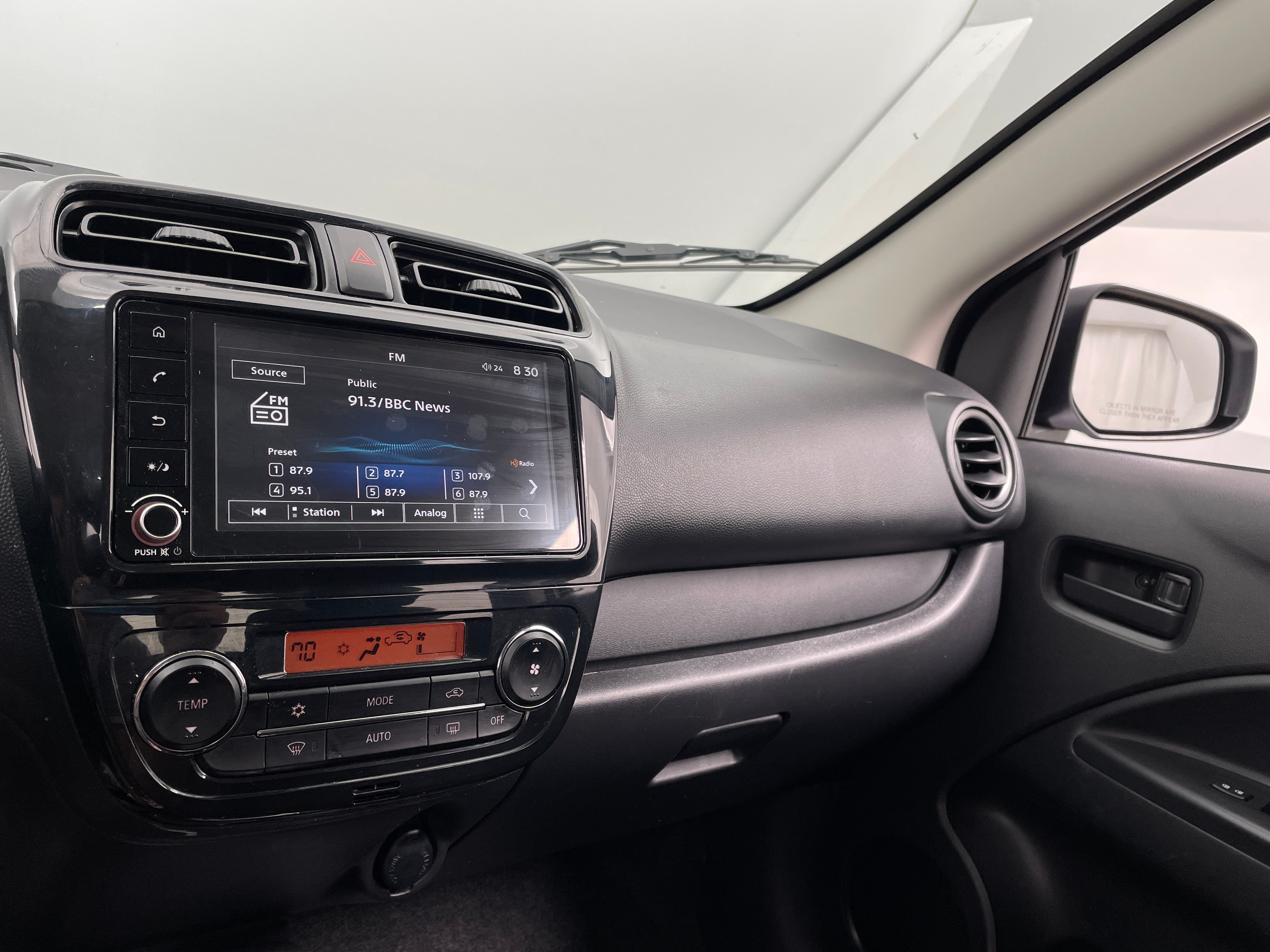 2024 Mitsubishi Mirage LE 4
