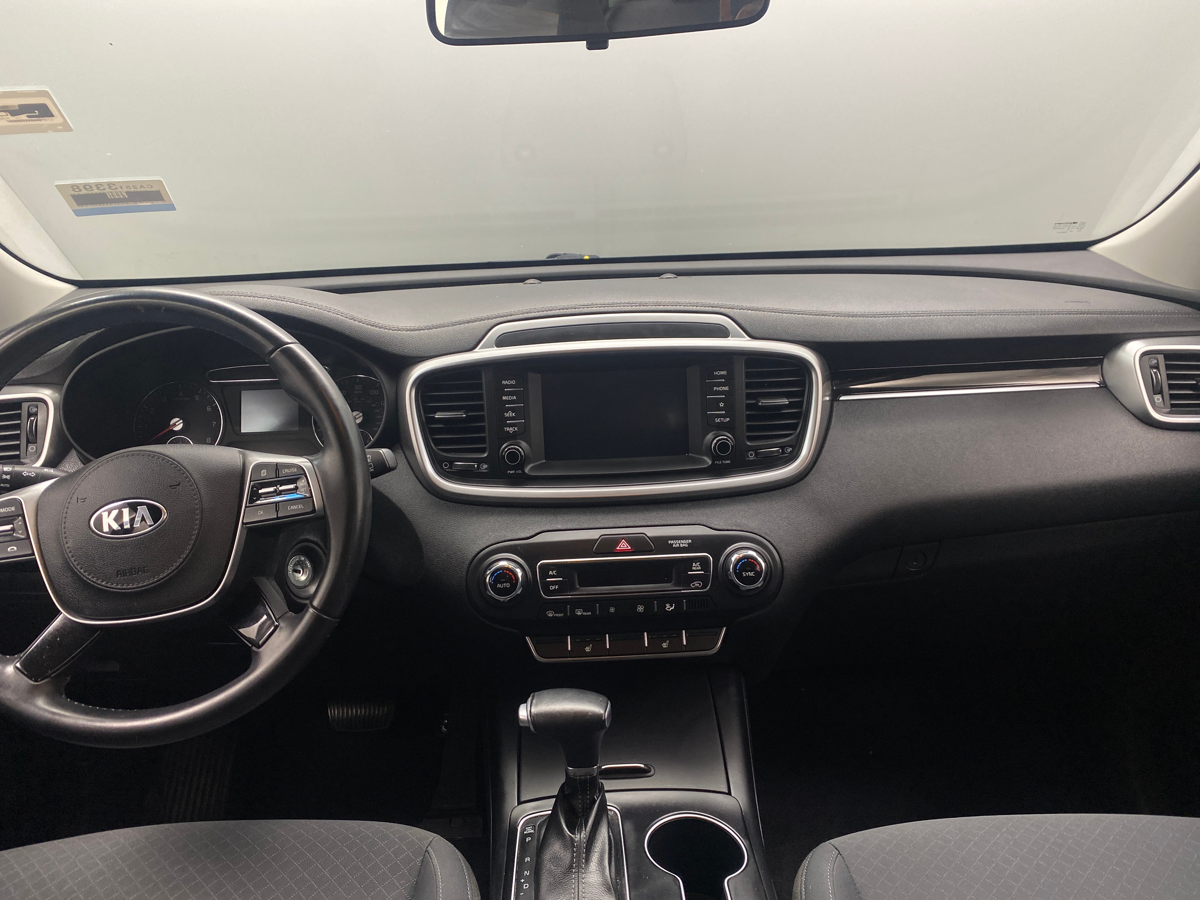 2019 Kia Sorento S 3
