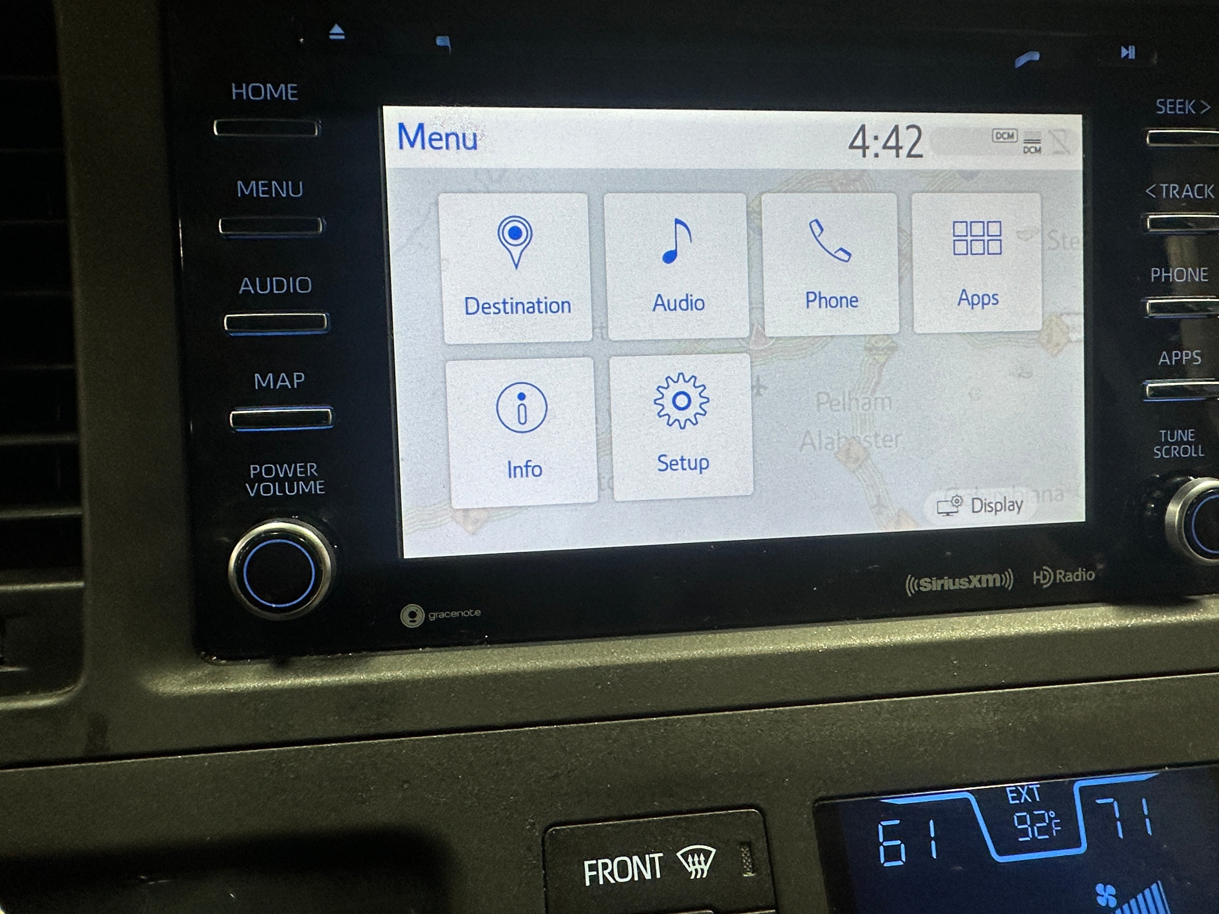 2018 Toyota Sienna XLE 3