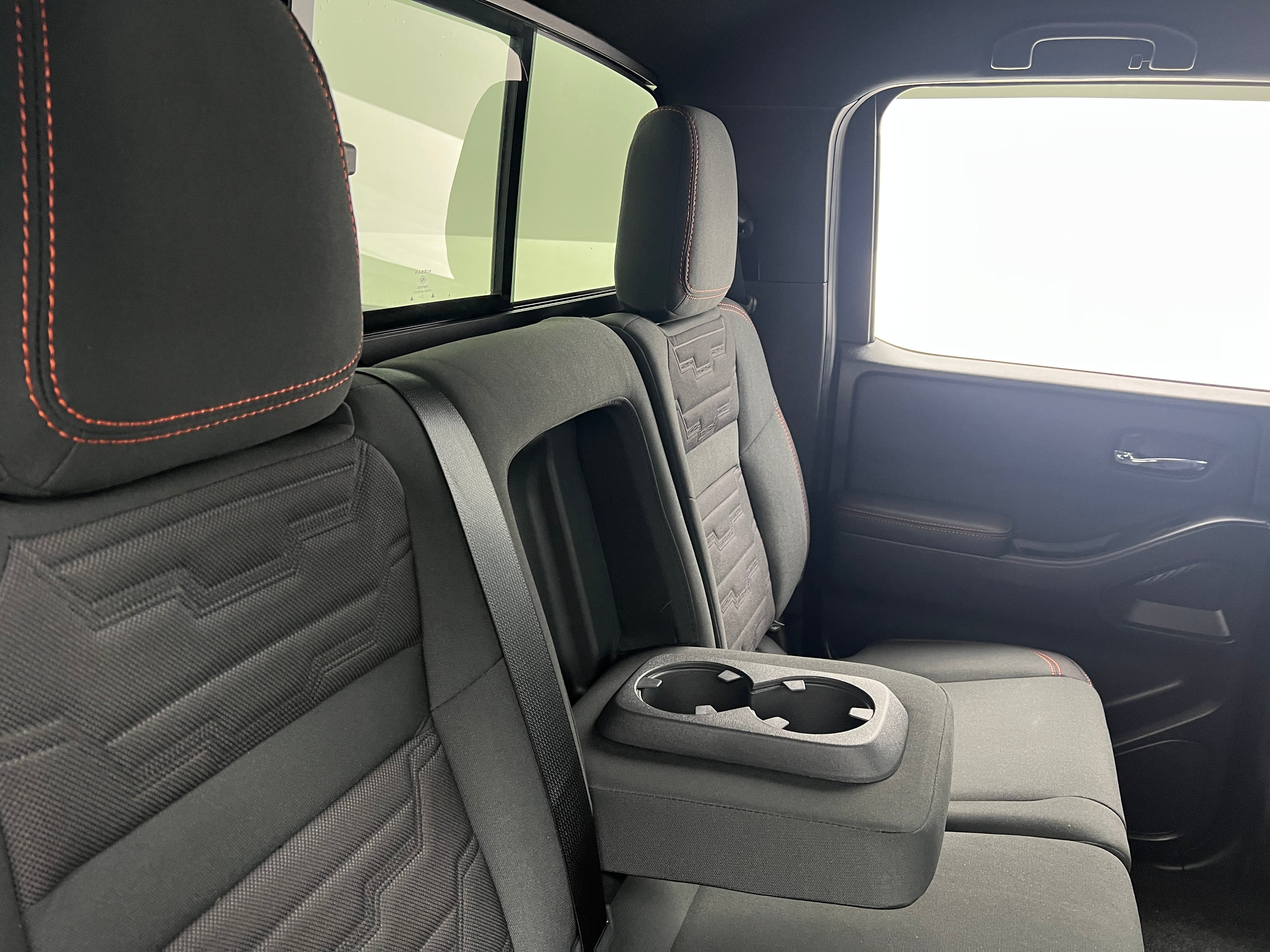2023 Nissan Frontier PRO-X 6