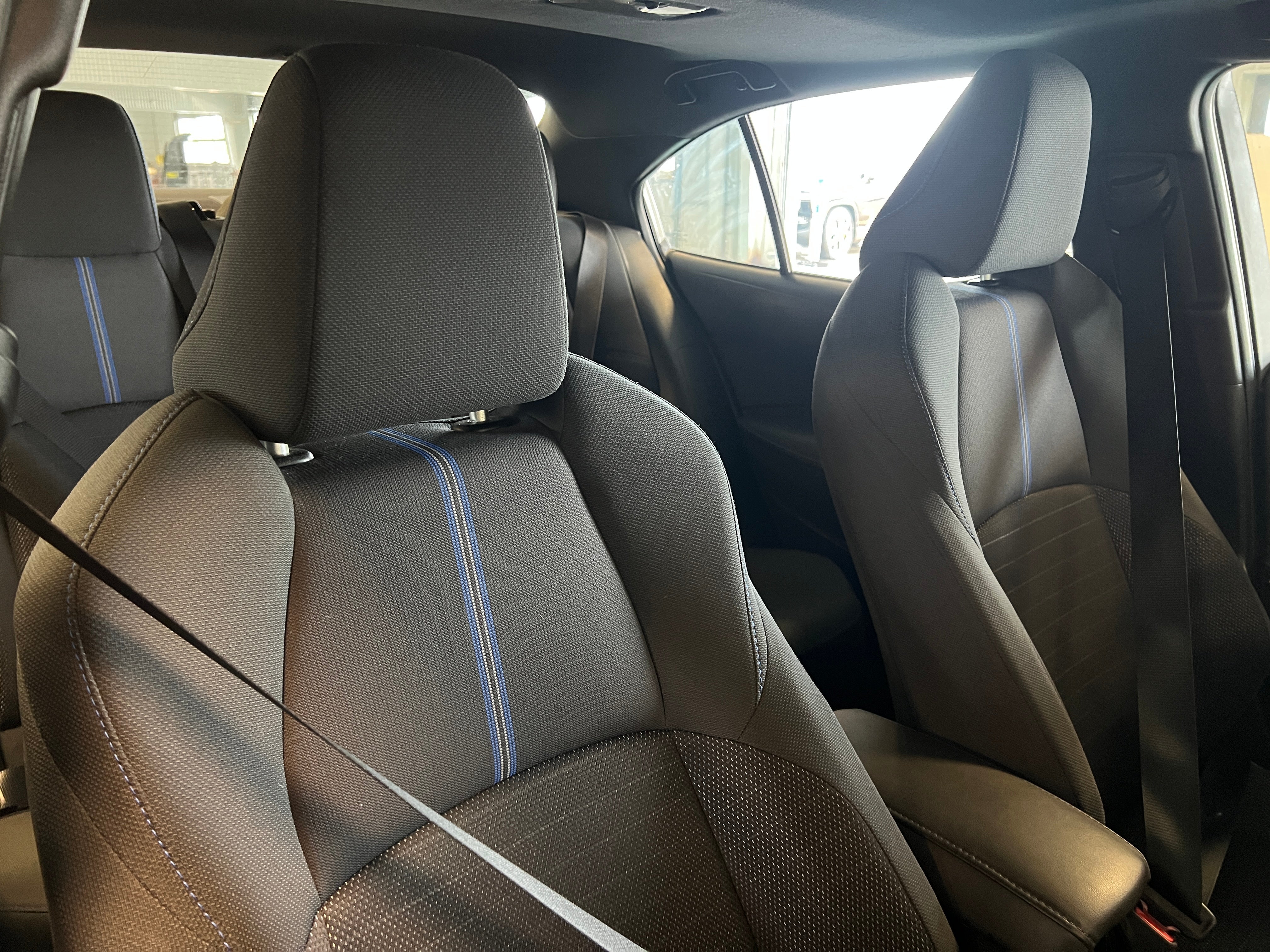 2022 Toyota Corolla SE 2