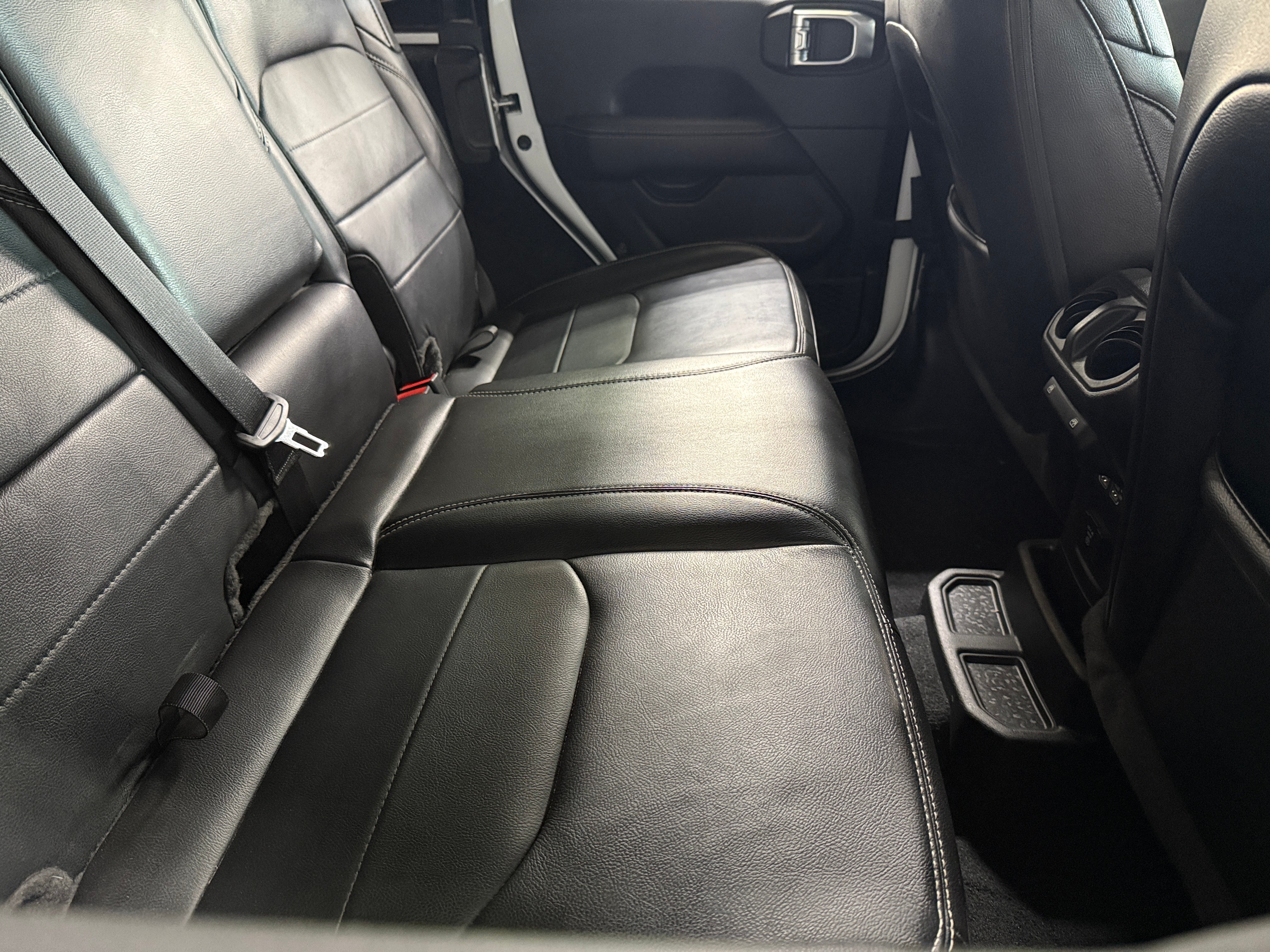 2023 Jeep Wrangler Sahara 4xe 6