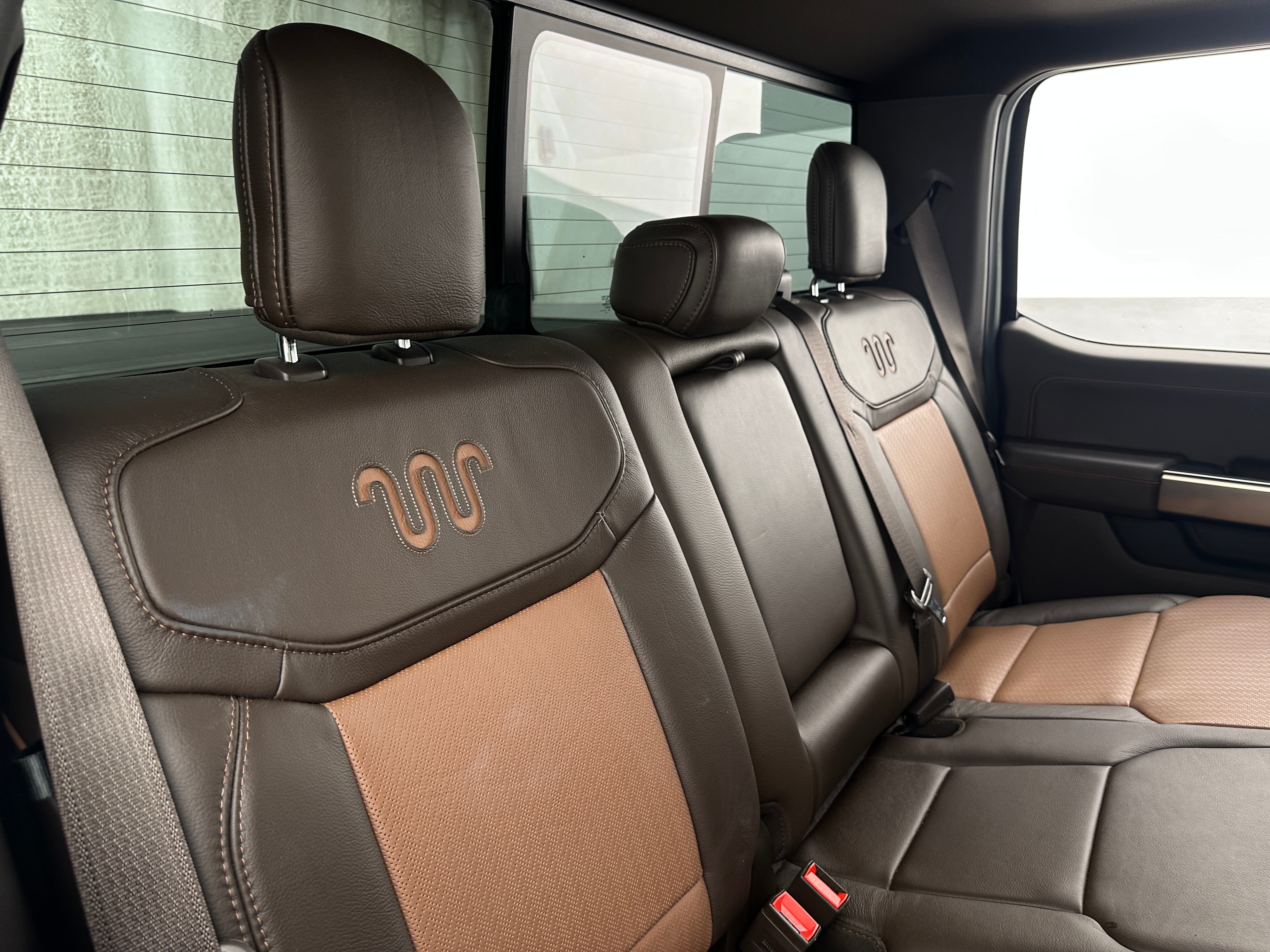 2022 Ford Econoline E-150 5