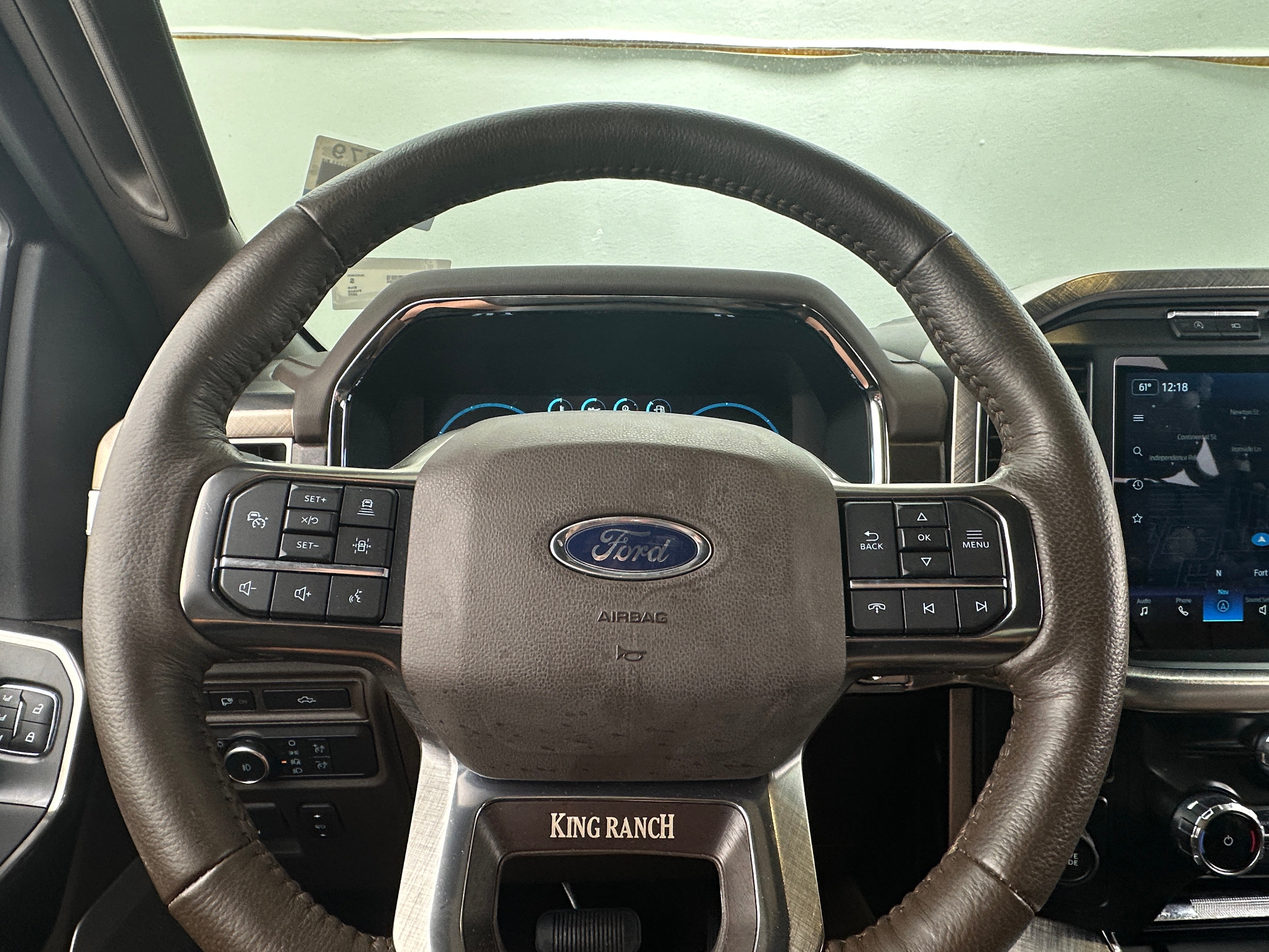 2022 Ford Econoline E-150 4