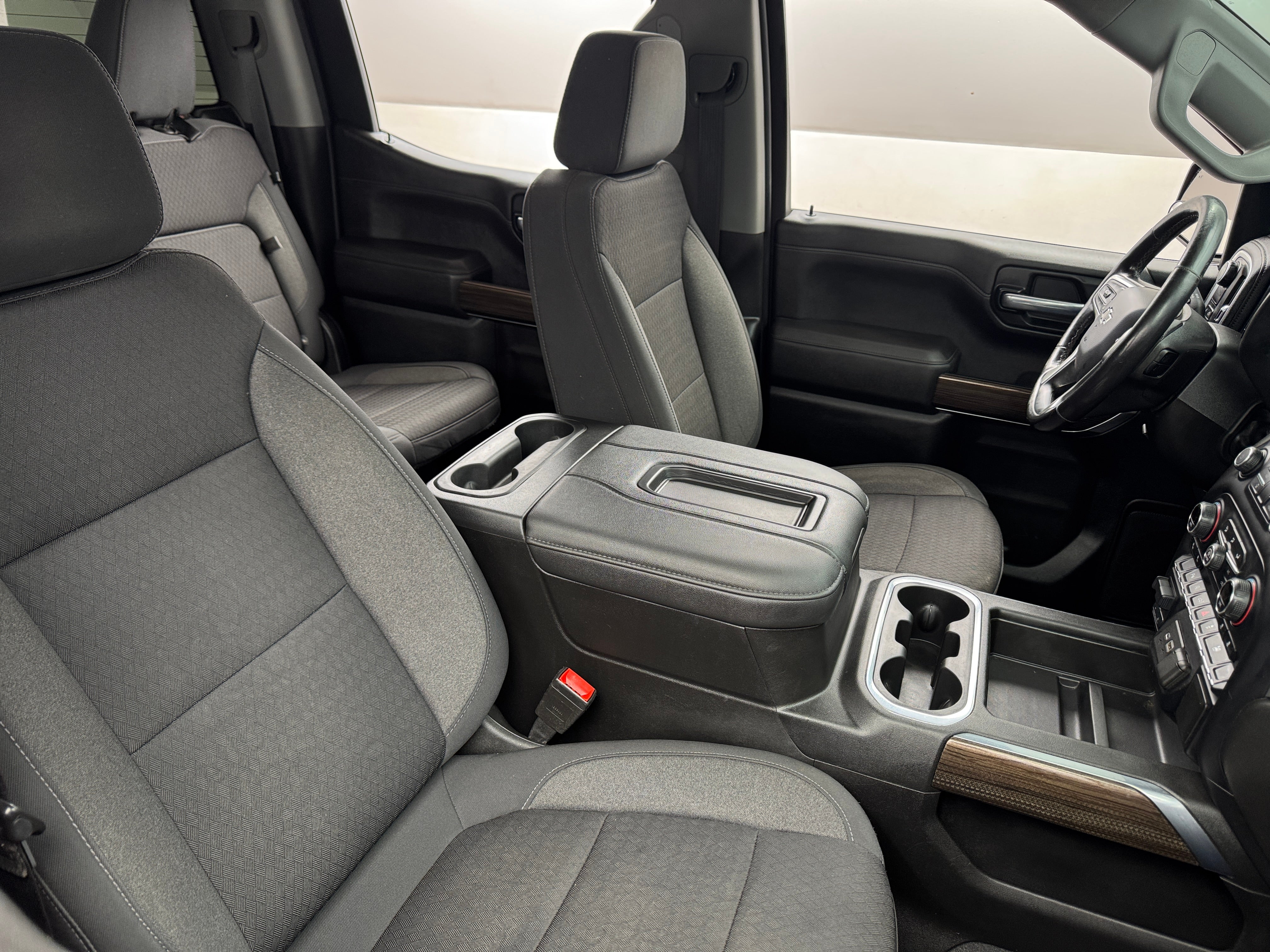 2021 Chevrolet Silverado 1500 RST 2