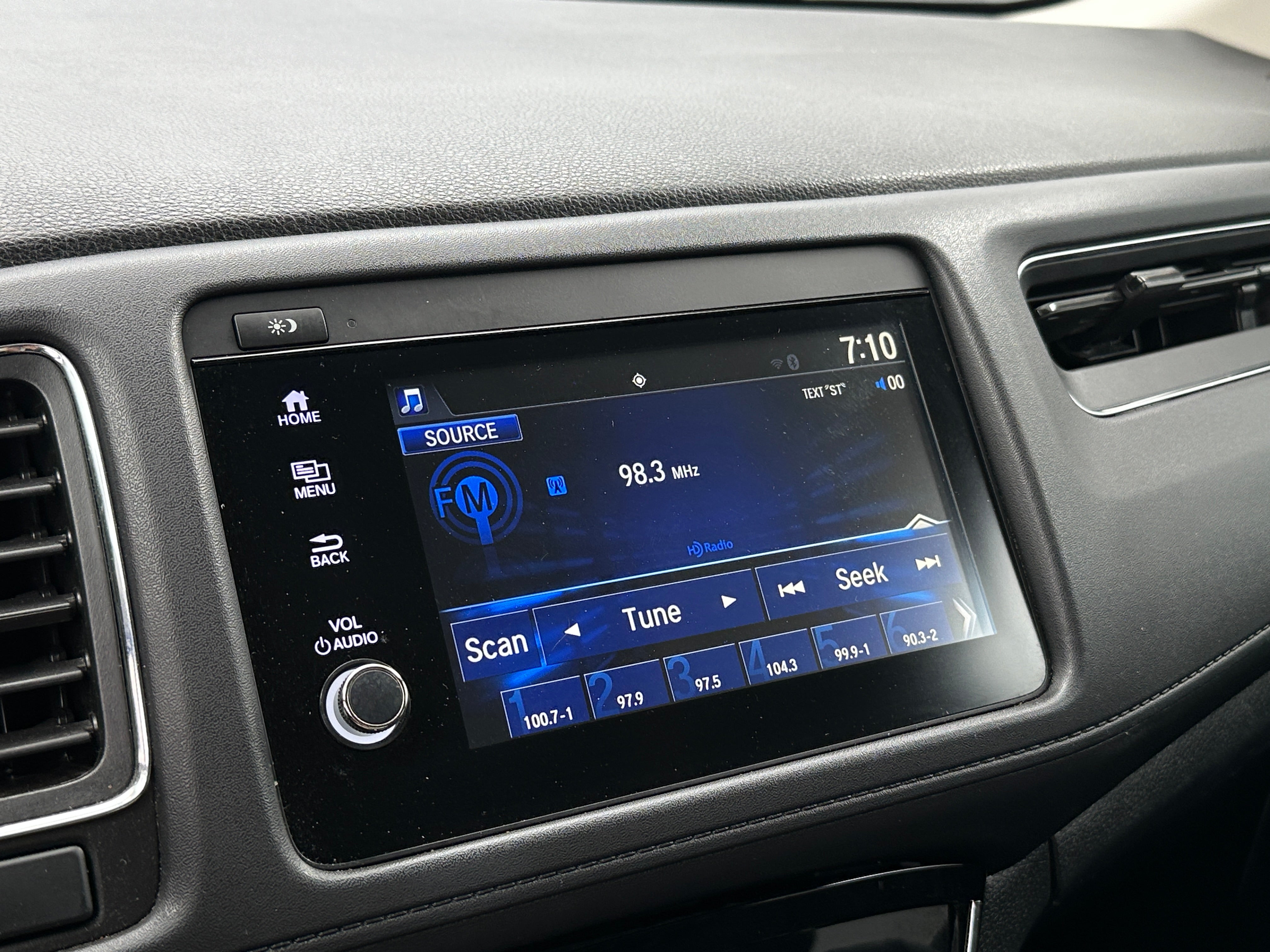 2021 Honda HR-V EX-L 3