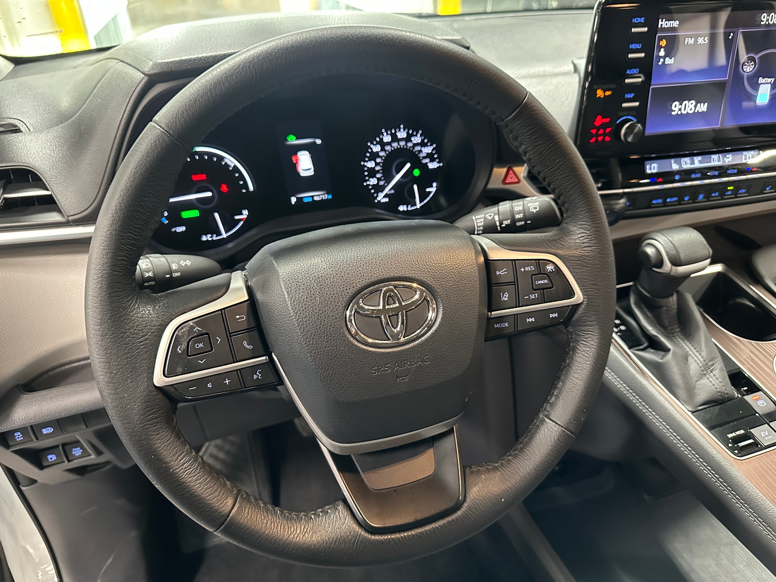 Thumbnail: 2022 Toyota Sienna - 4