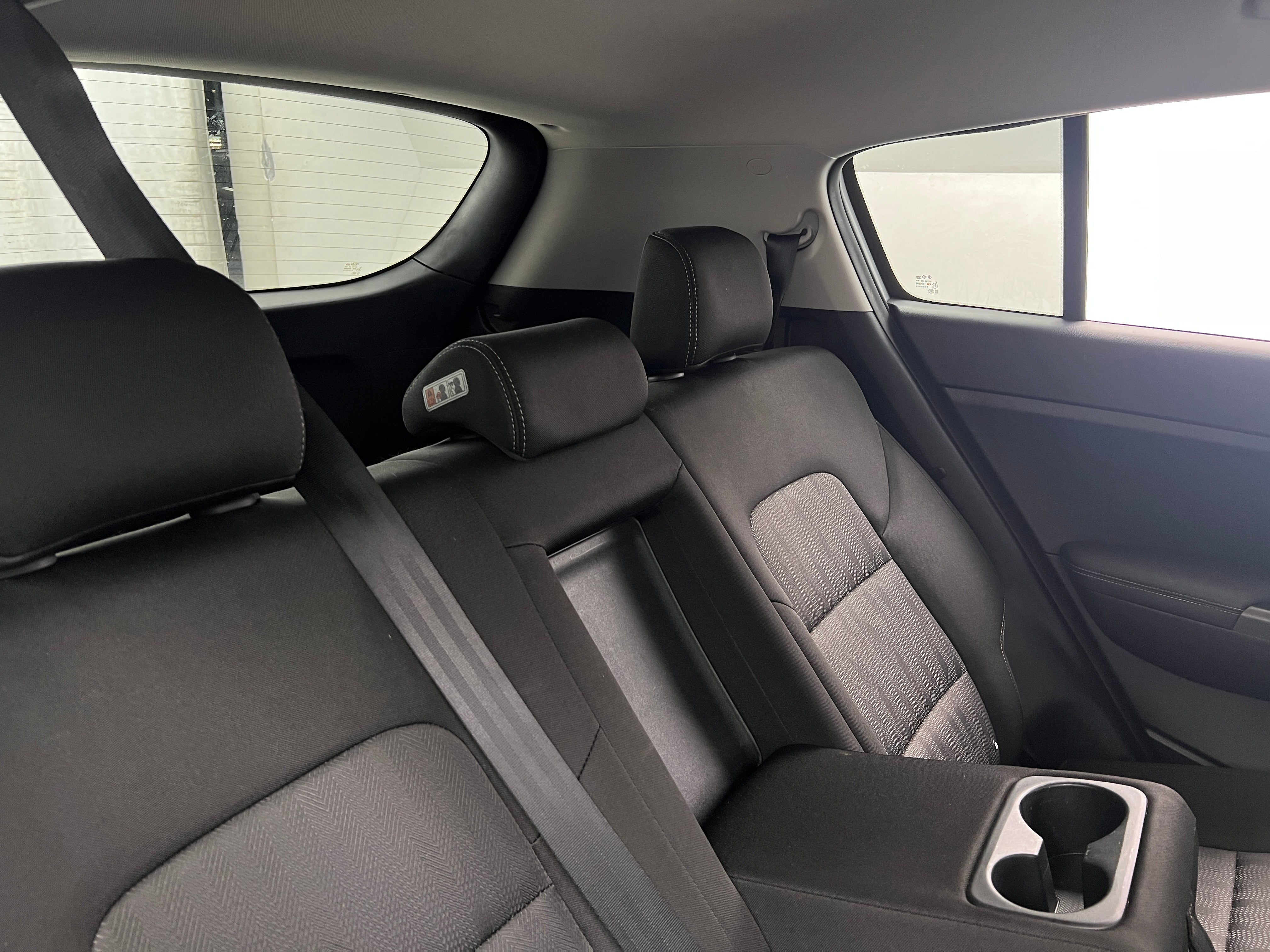 Thumbnail: 2020 Kia Sportage - 6
