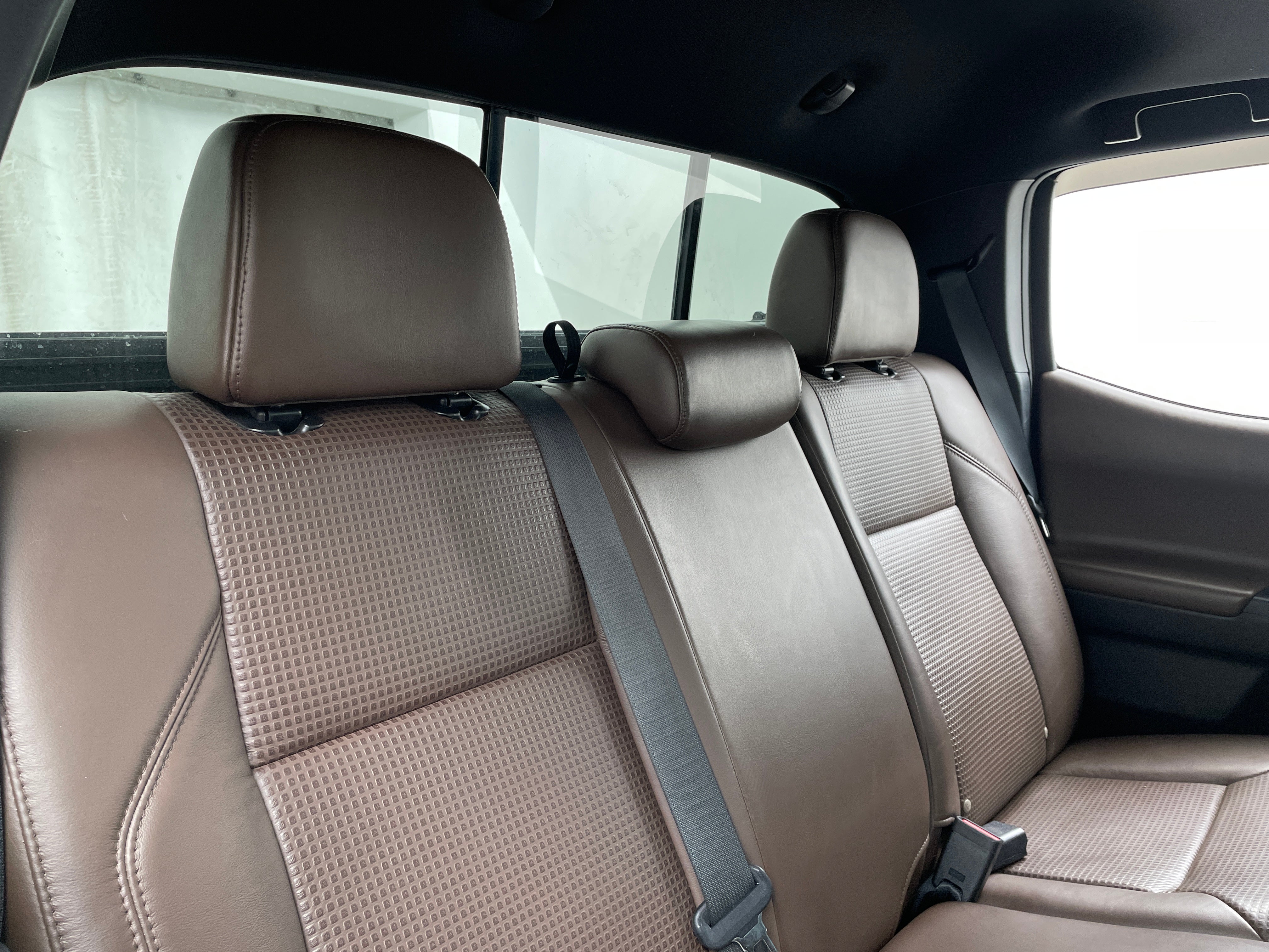 2017 Toyota Tacoma Limited 5