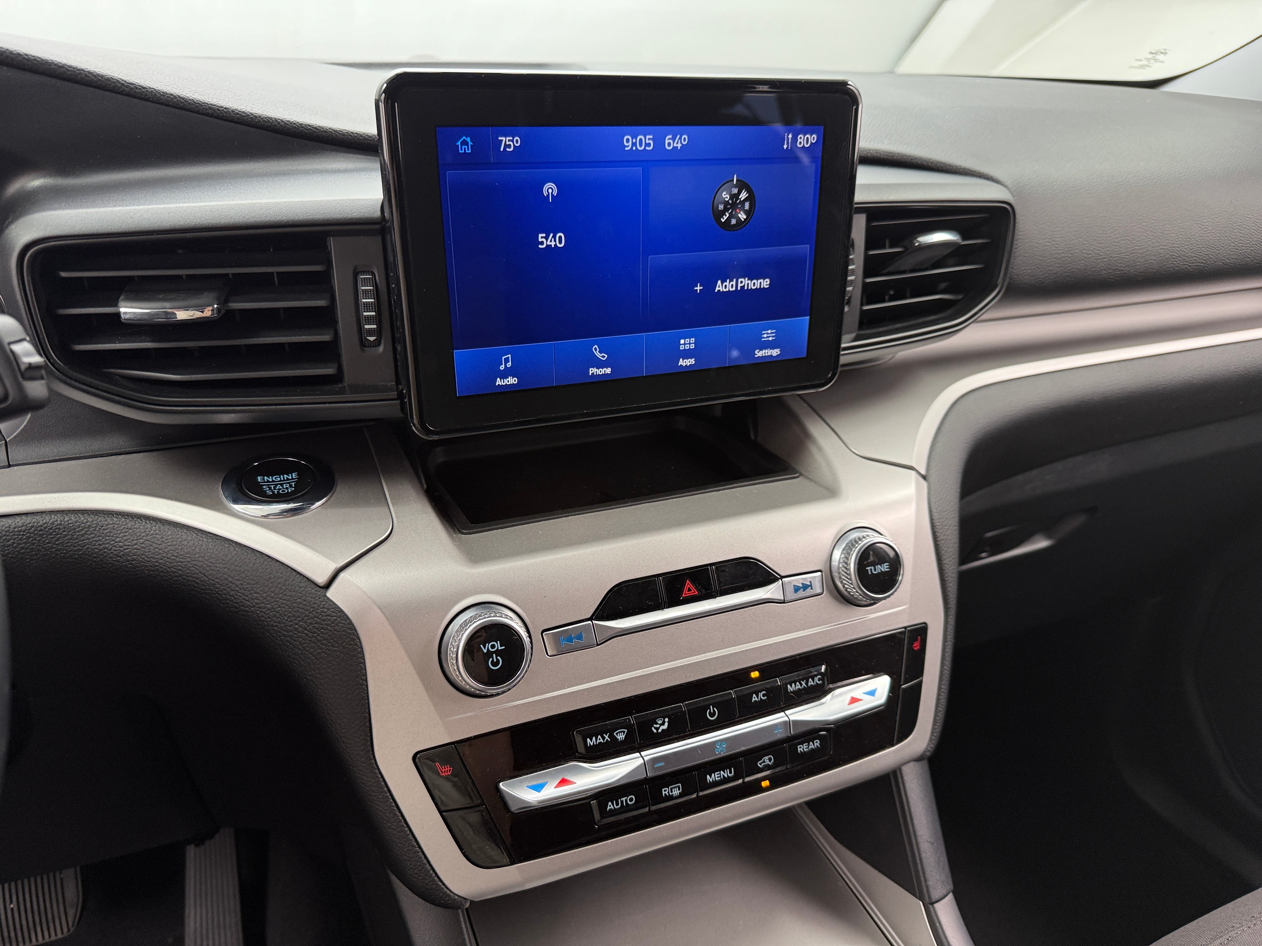 2022 Ford Explorer XLT 4