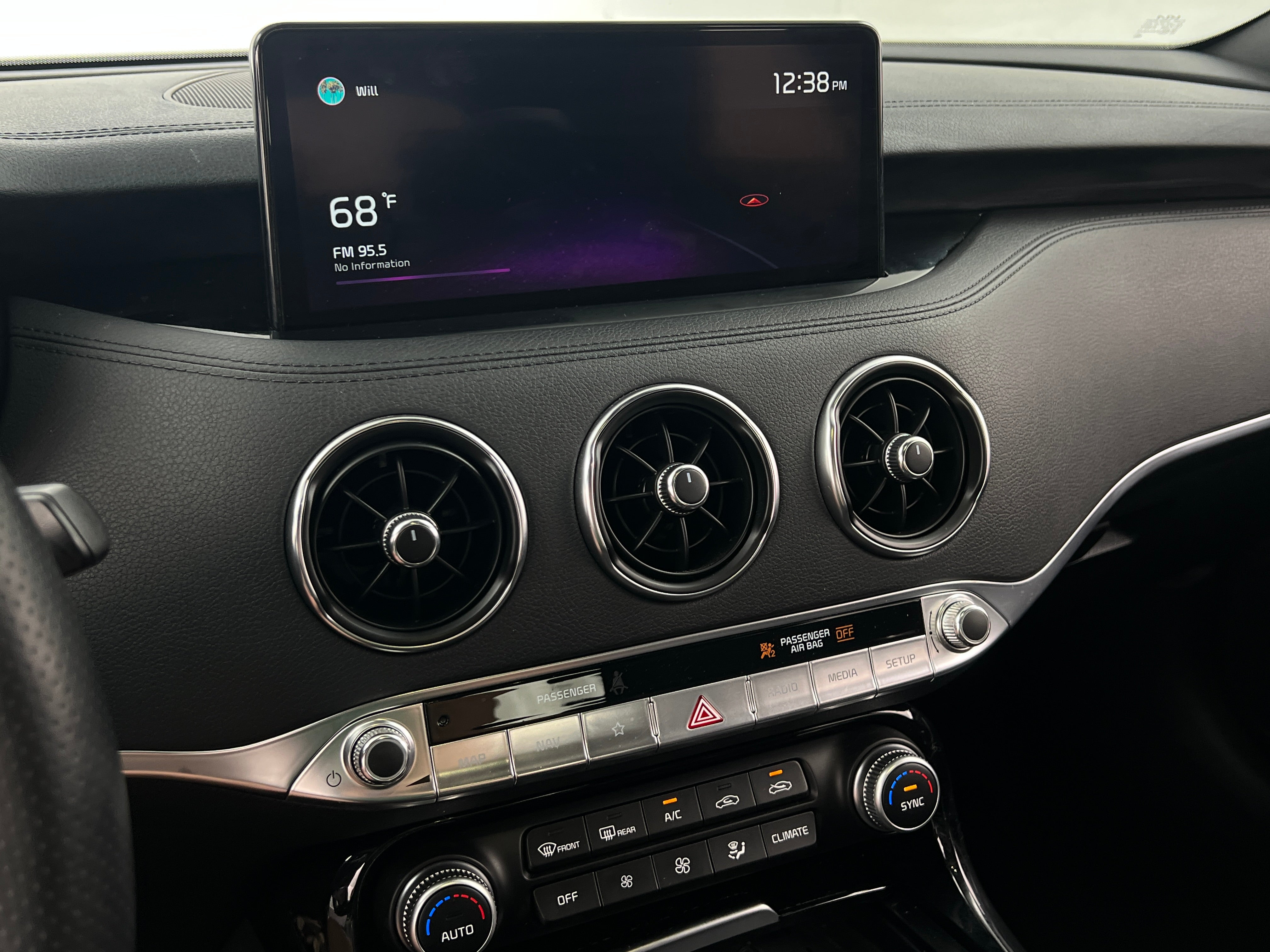 2022 Kia Stinger GT-Line 3