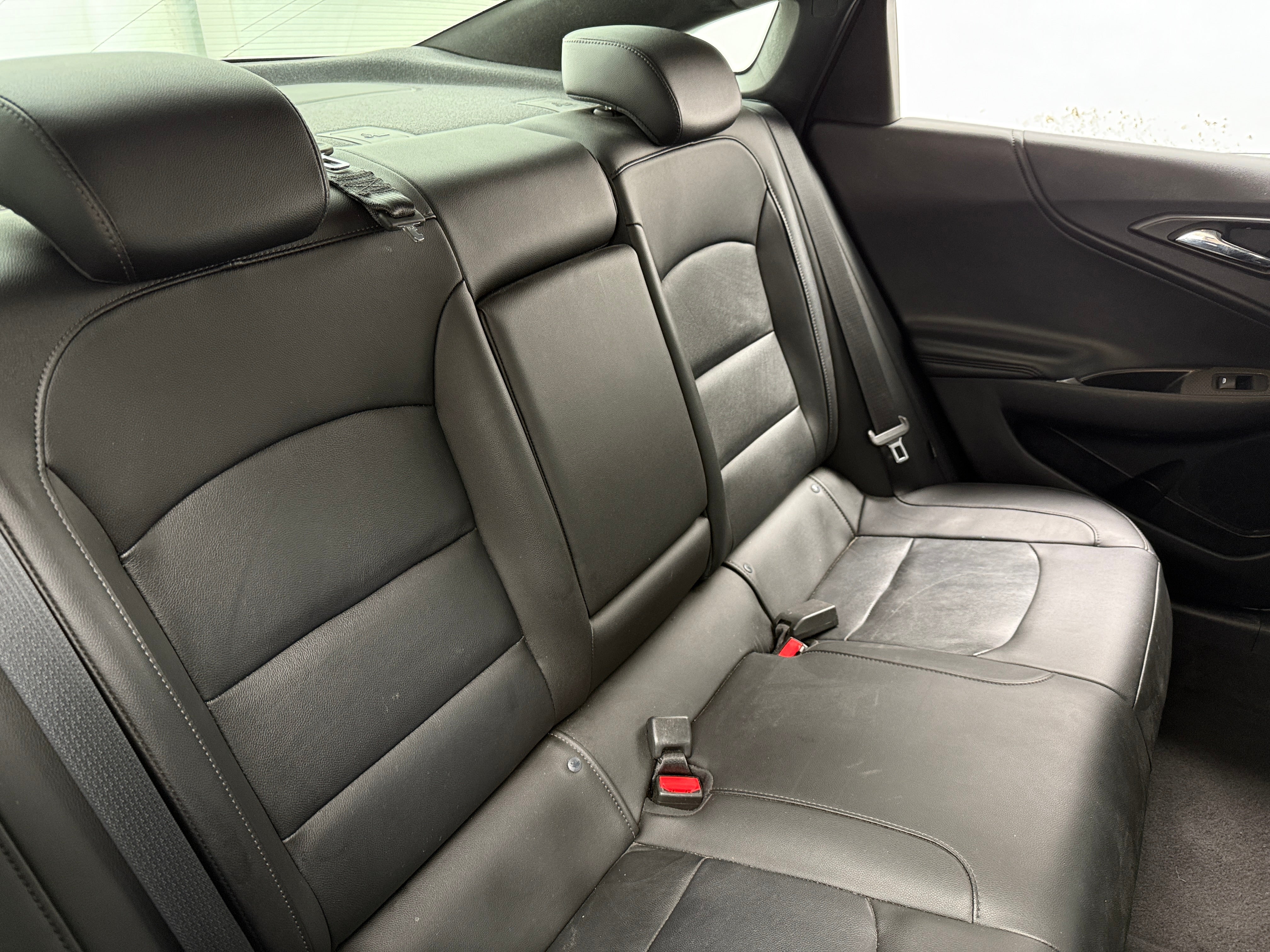 2017 Chevrolet Malibu LT 5