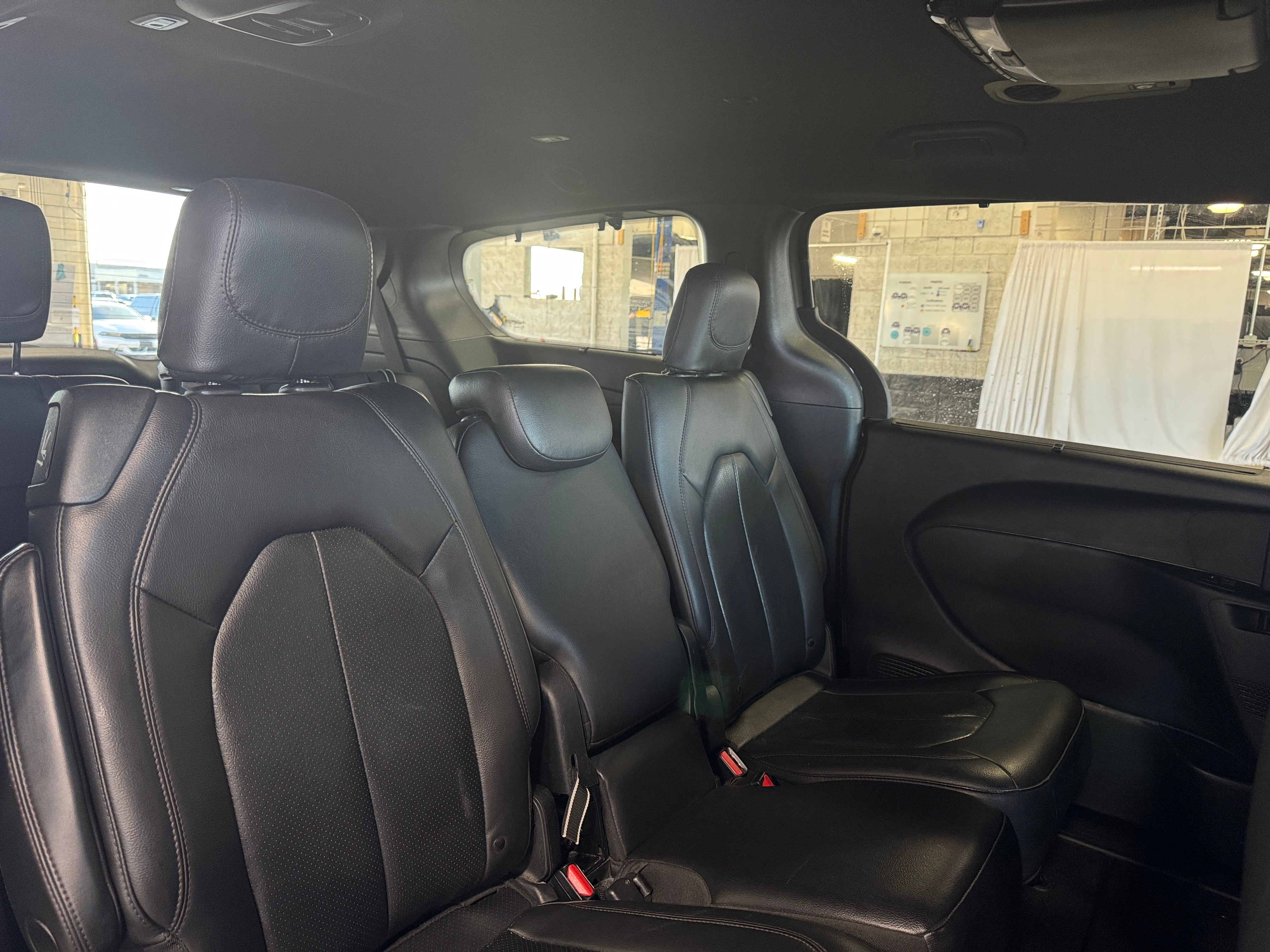 2020 Chrysler Pacifica Touring L 35th Anniversary 5