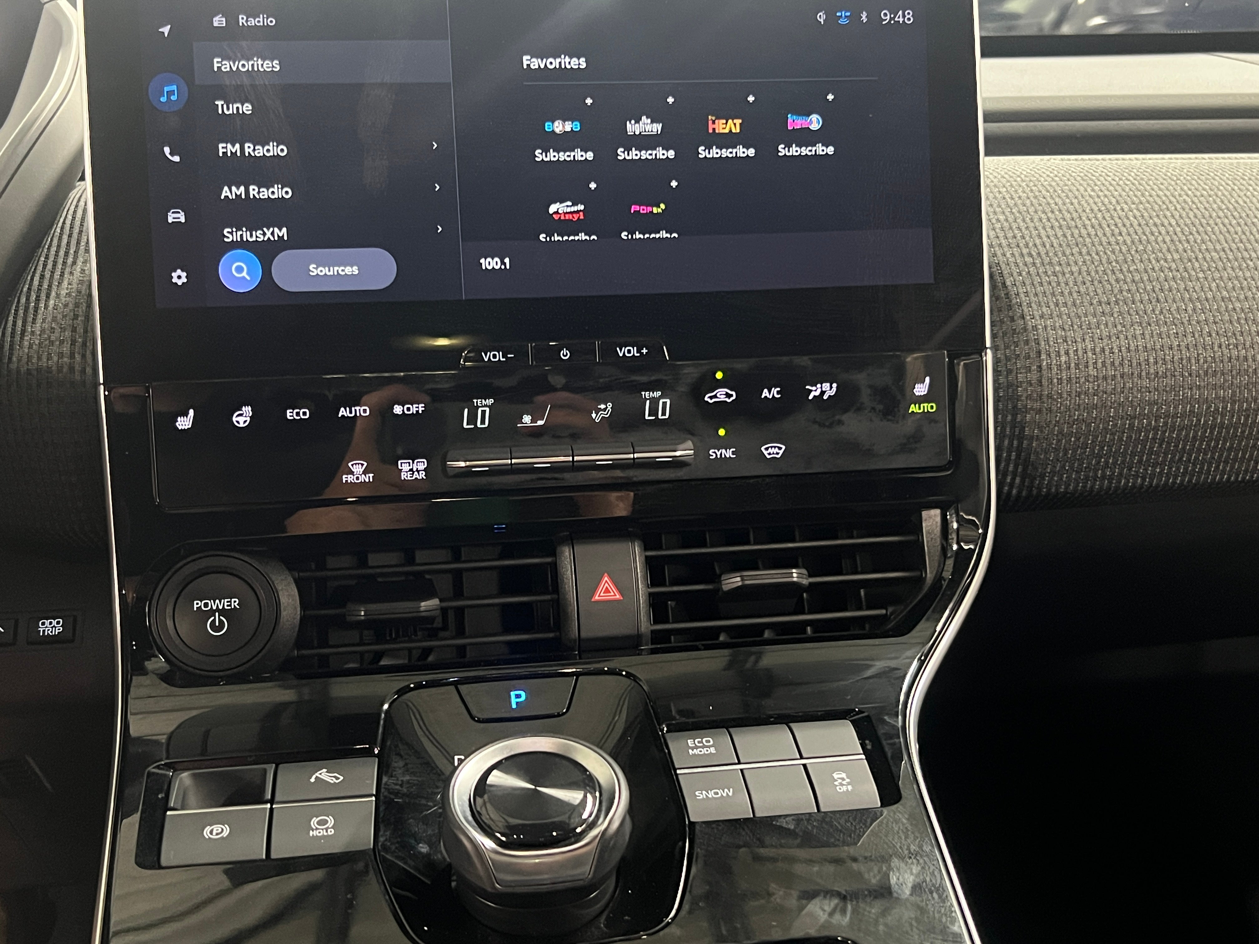 2024 Toyota bZ4X XLE 3