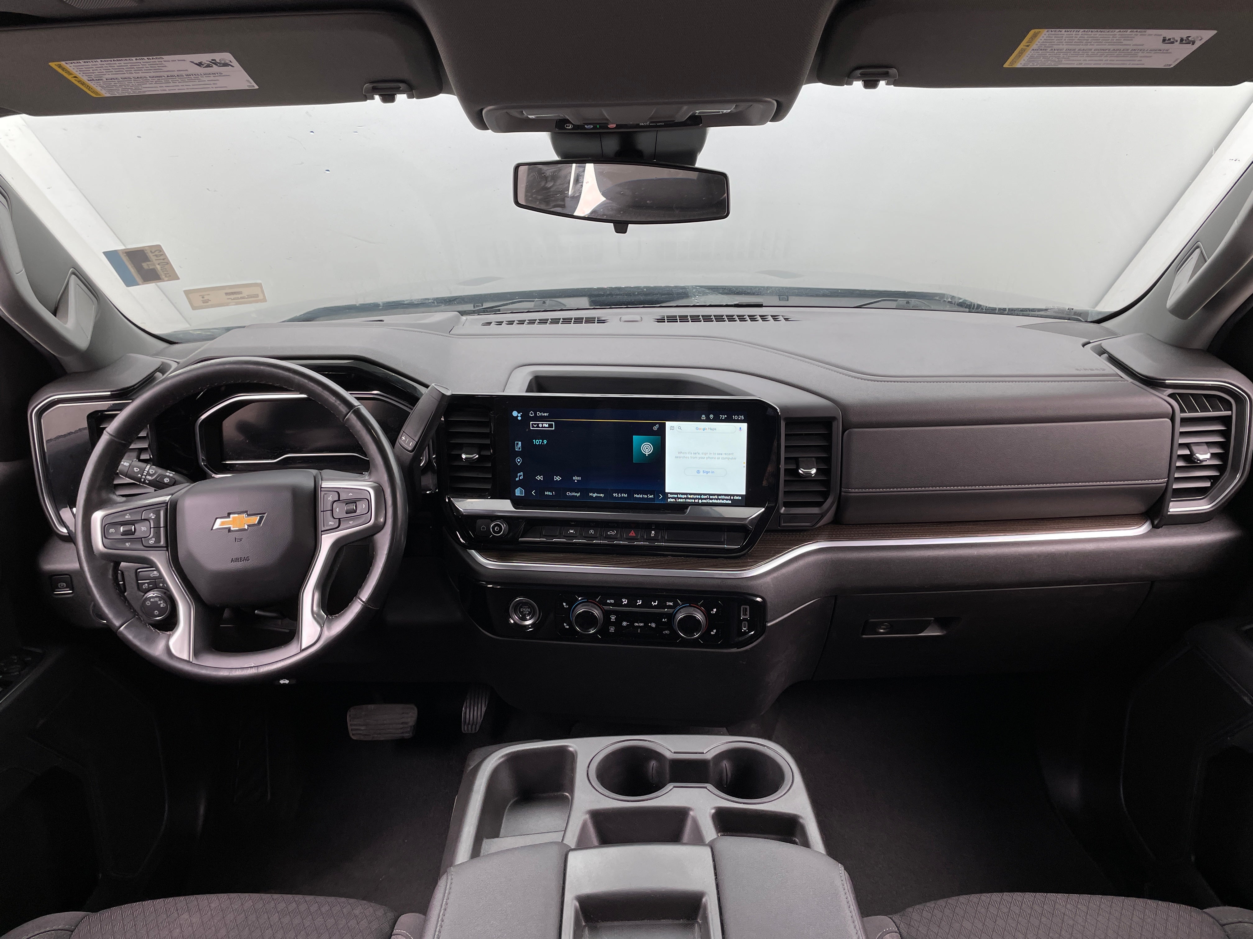 2022 Chevrolet Silverado 1500 LT 3