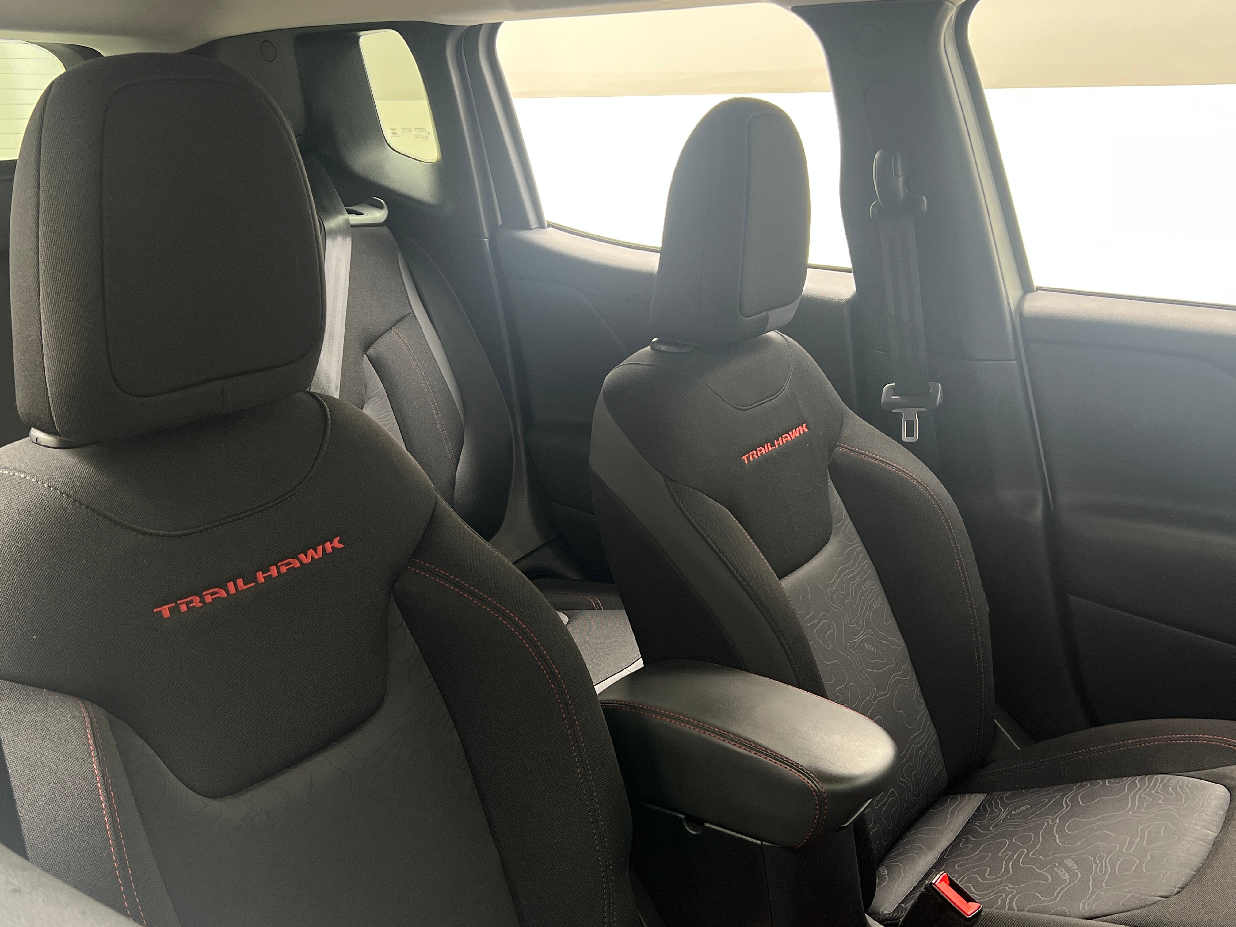 2019 Jeep Renegade Trailhawk 2