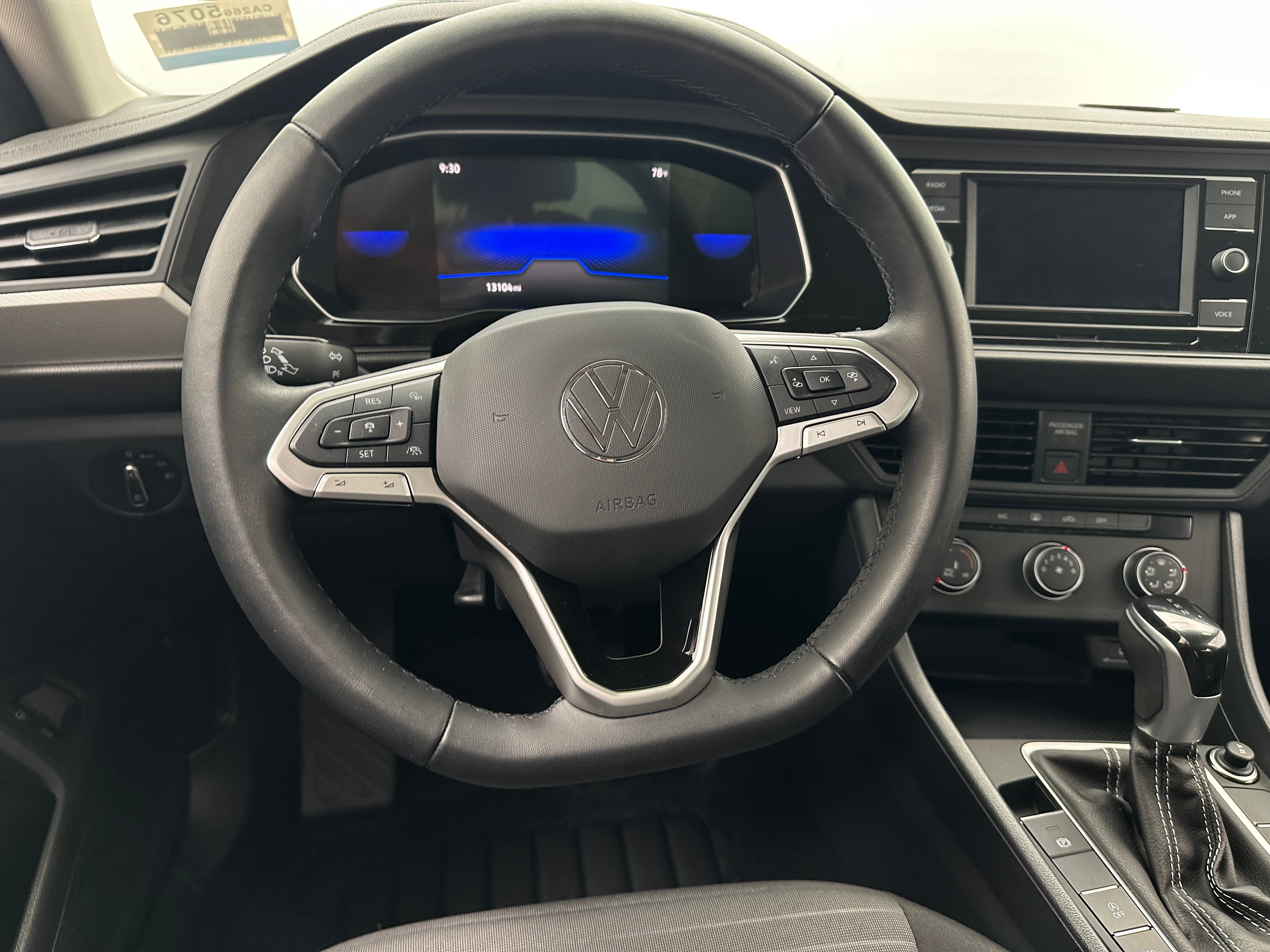 2023 Volkswagen Jetta S 5