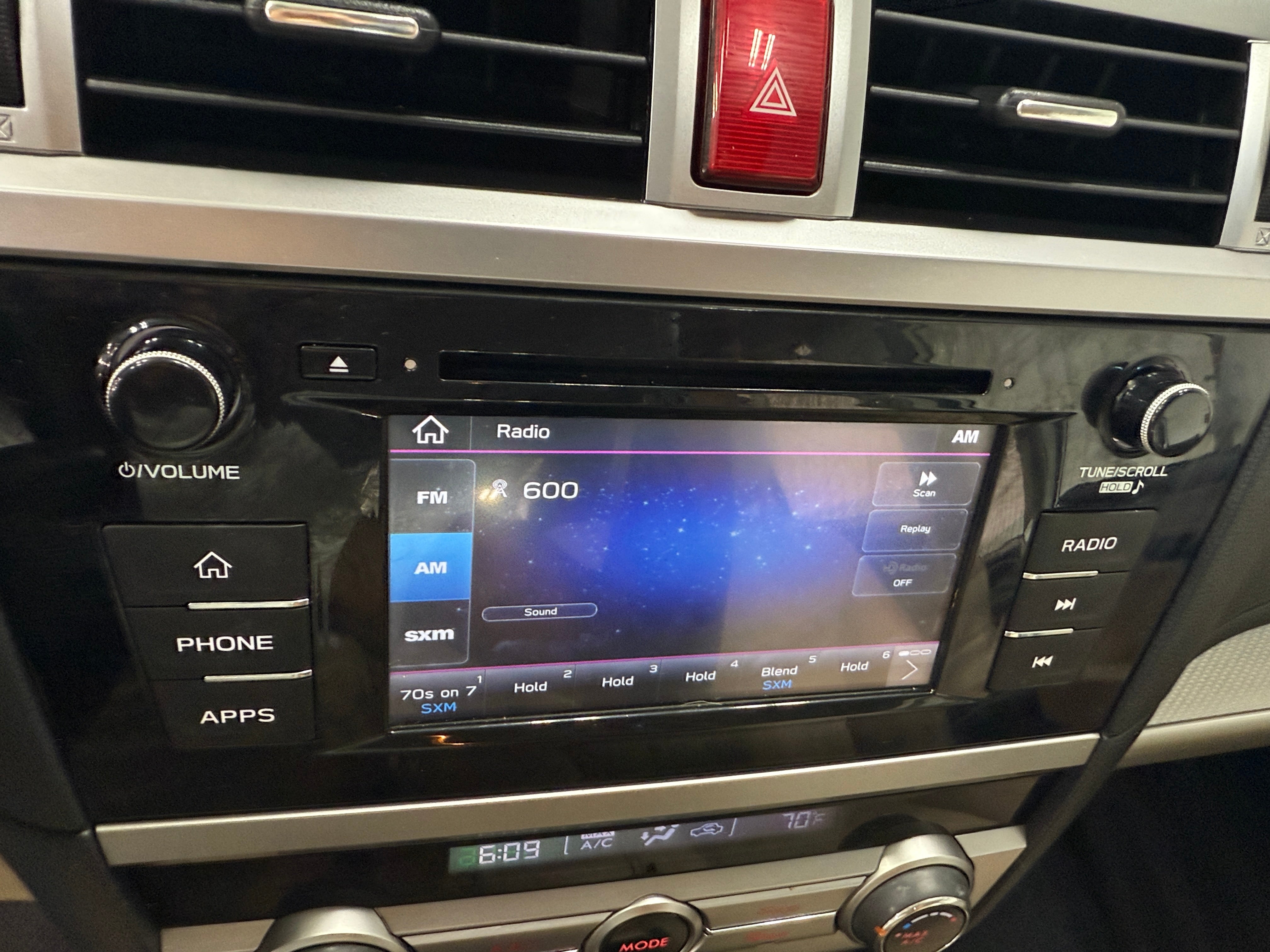 2019 Subaru Outback 2.5i 4