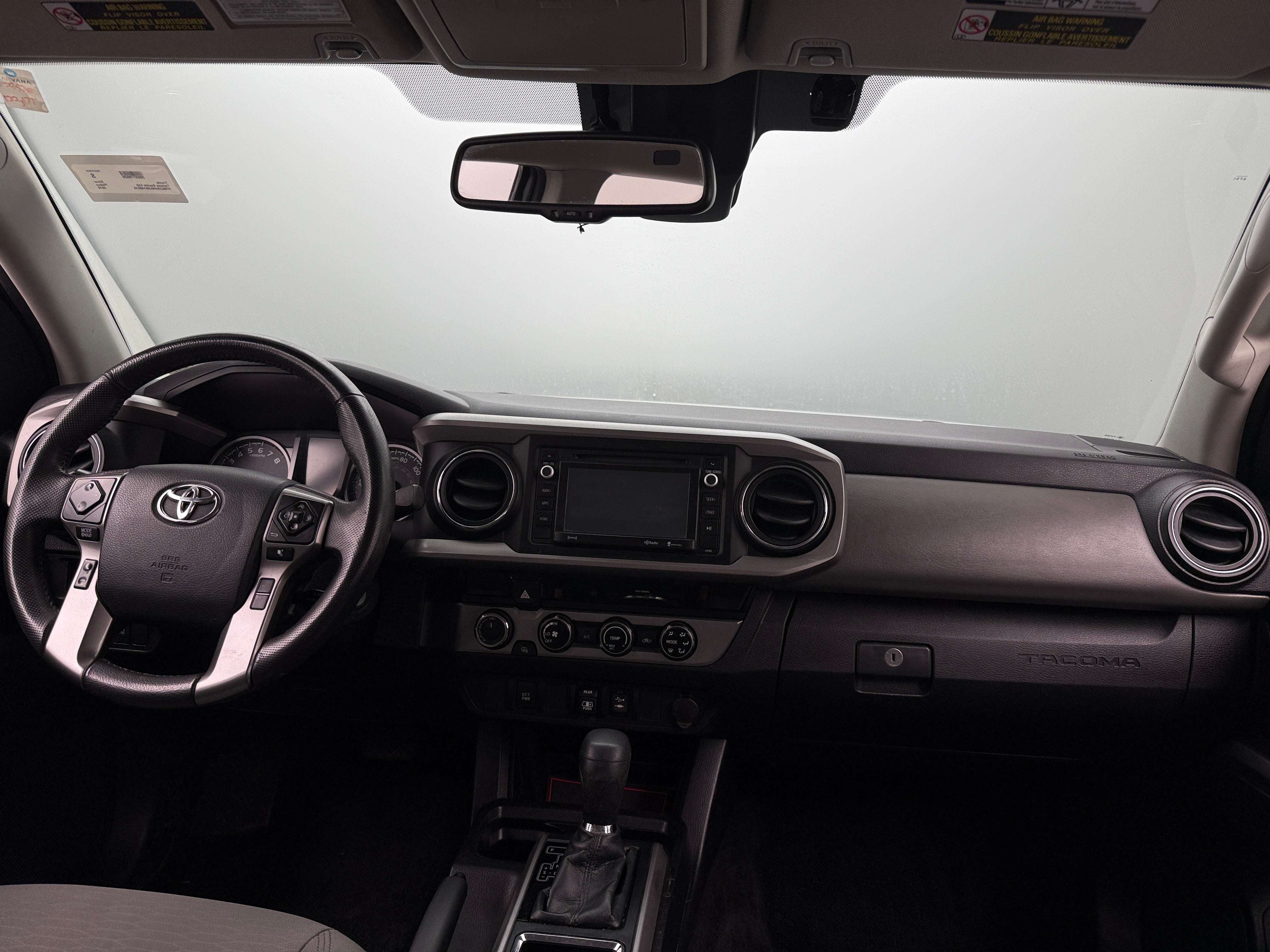 2018 Toyota Tacoma SR5 3