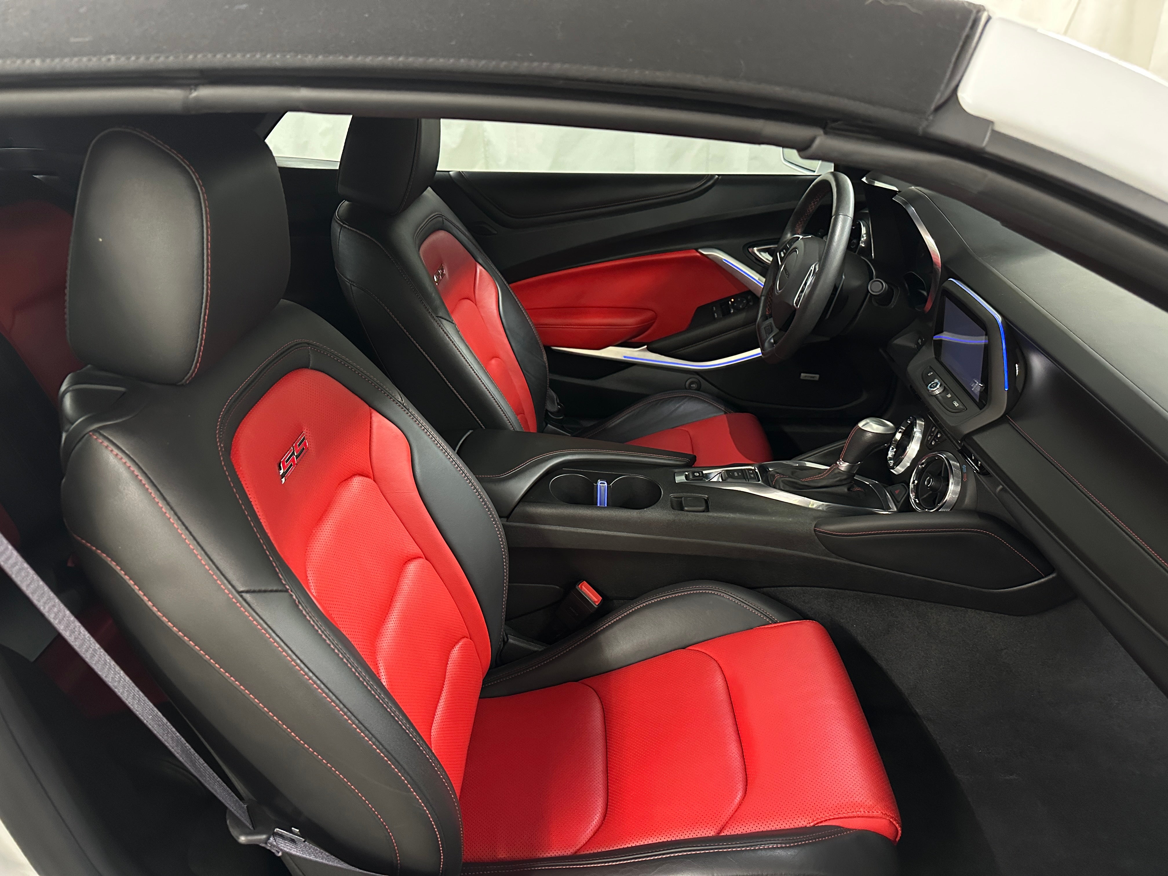 2017 Chevrolet Camaro SS 2