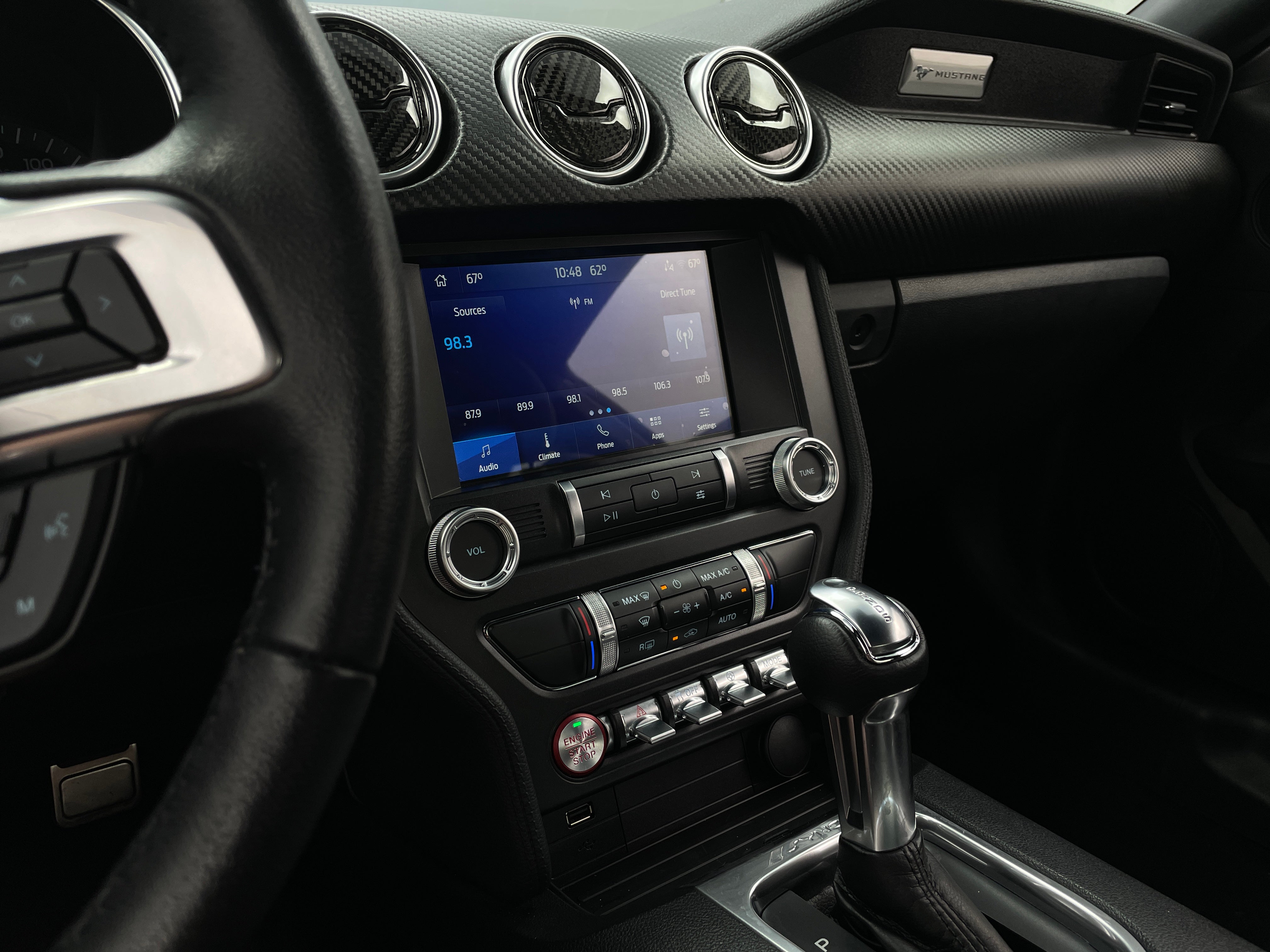 2022 Ford Mustang  4