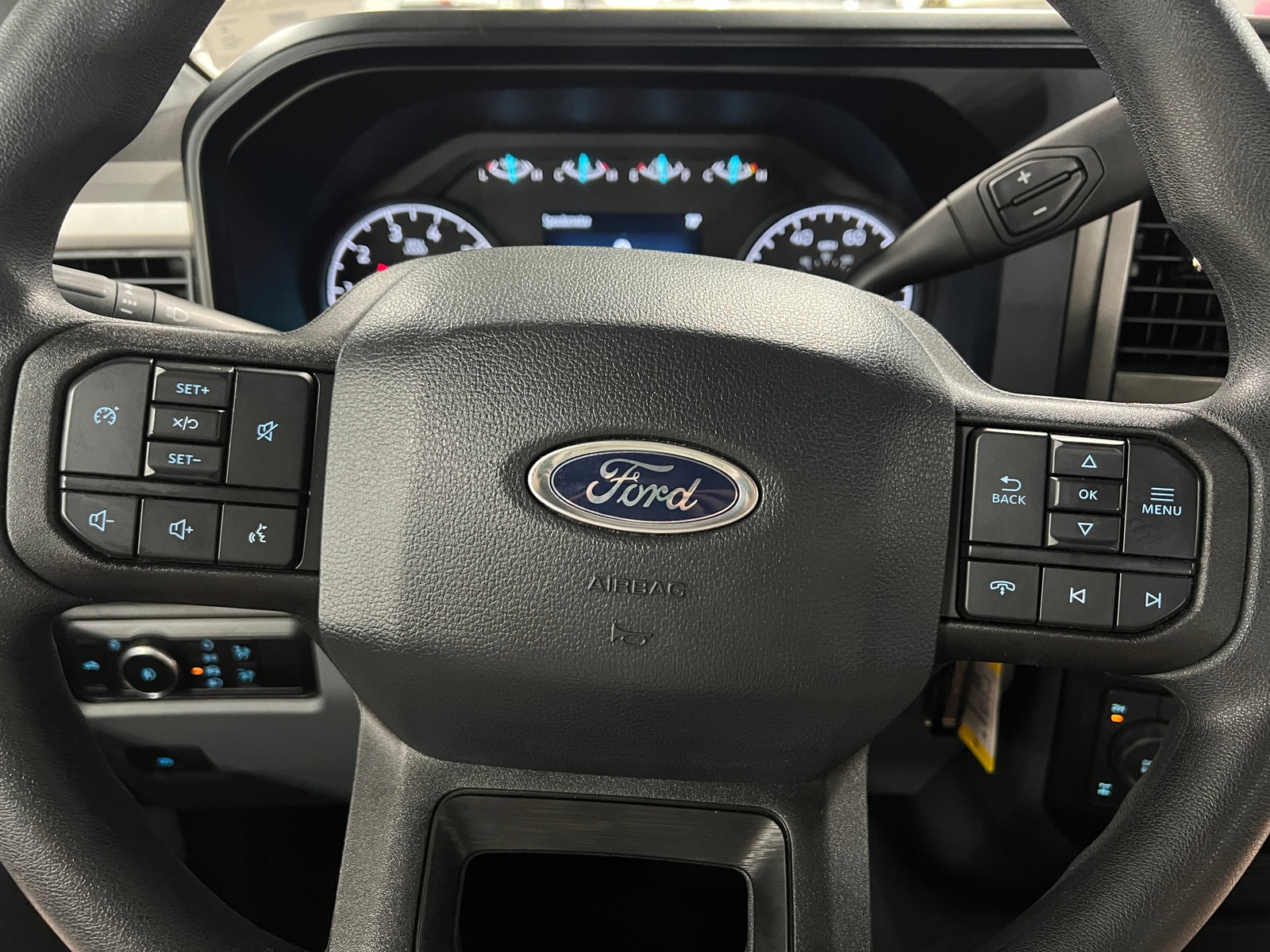 Thumbnail: 2024 Ford Econoline - 5