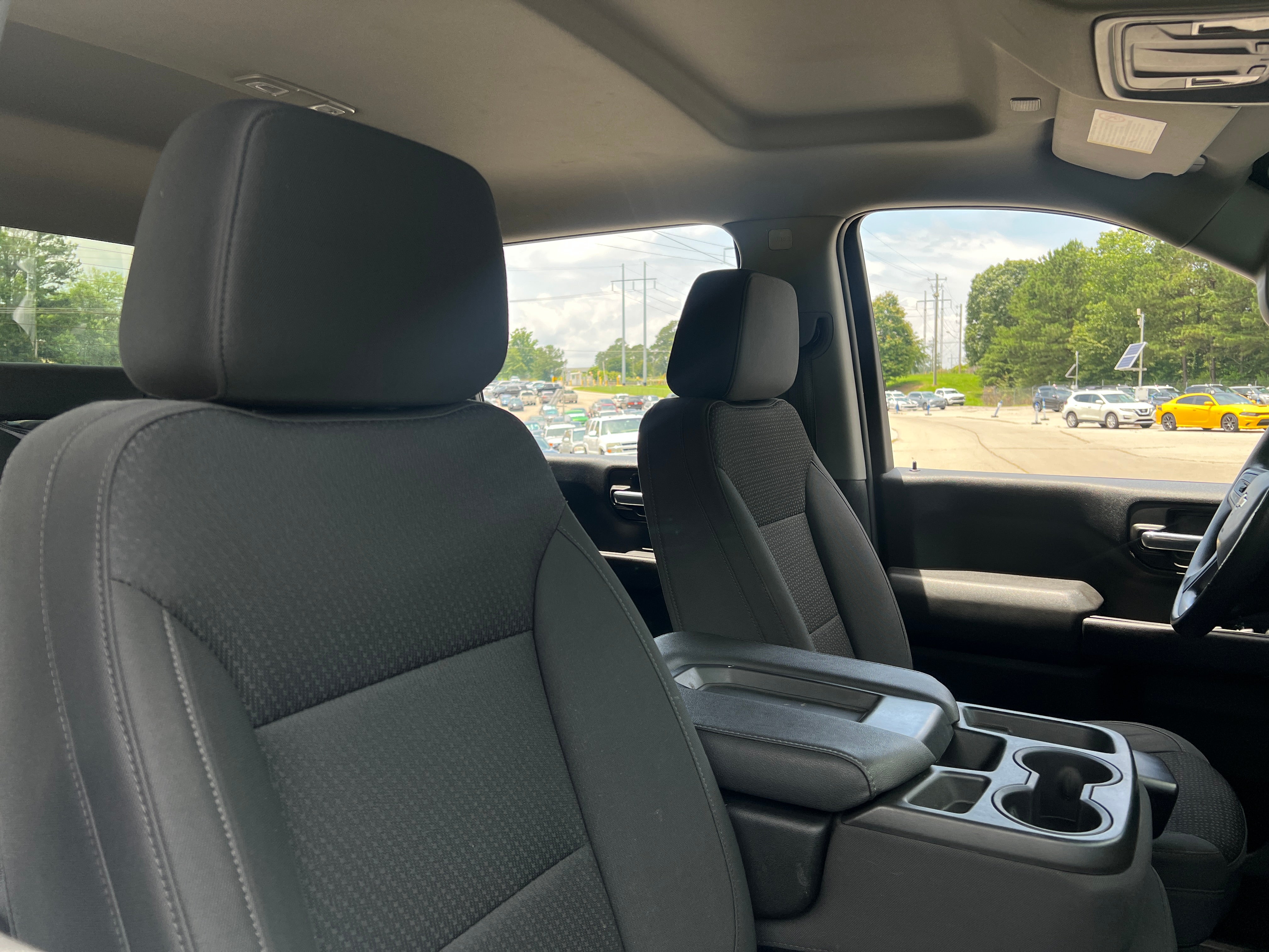 2022 Chevrolet Silverado 2500 Custom 2