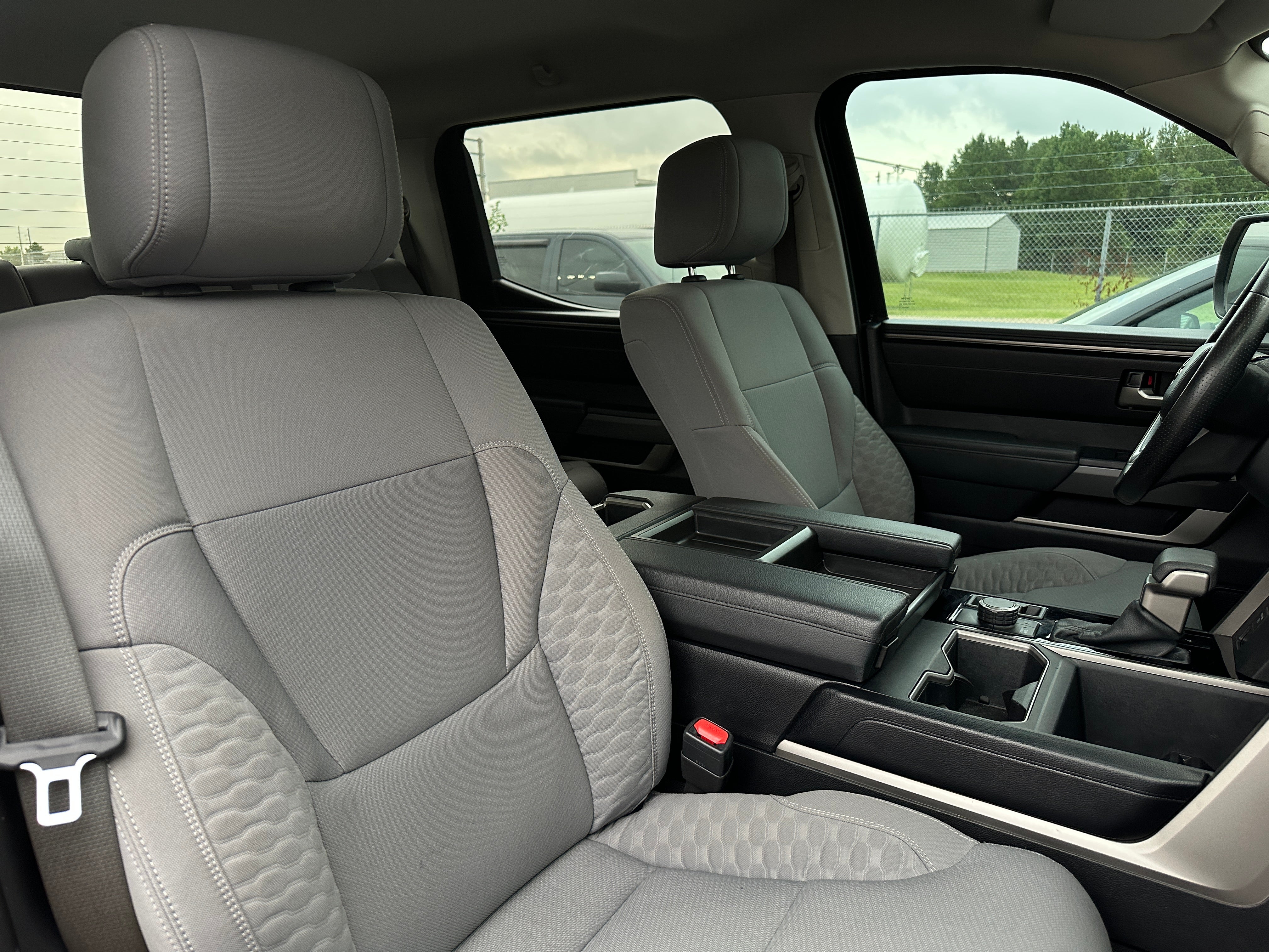 2022 Toyota Tundra SR5 2