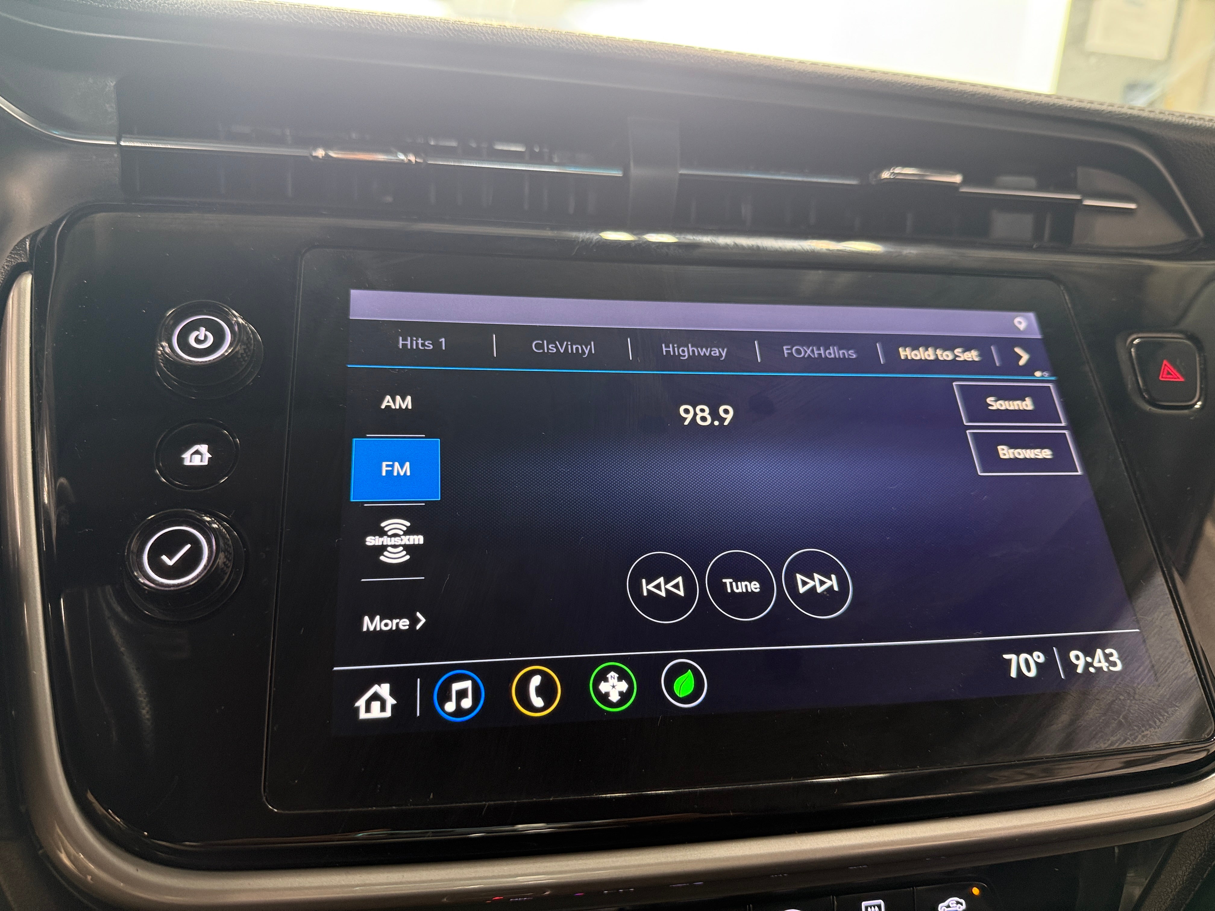 2022 Chevrolet Bolt EV 1LT 4
