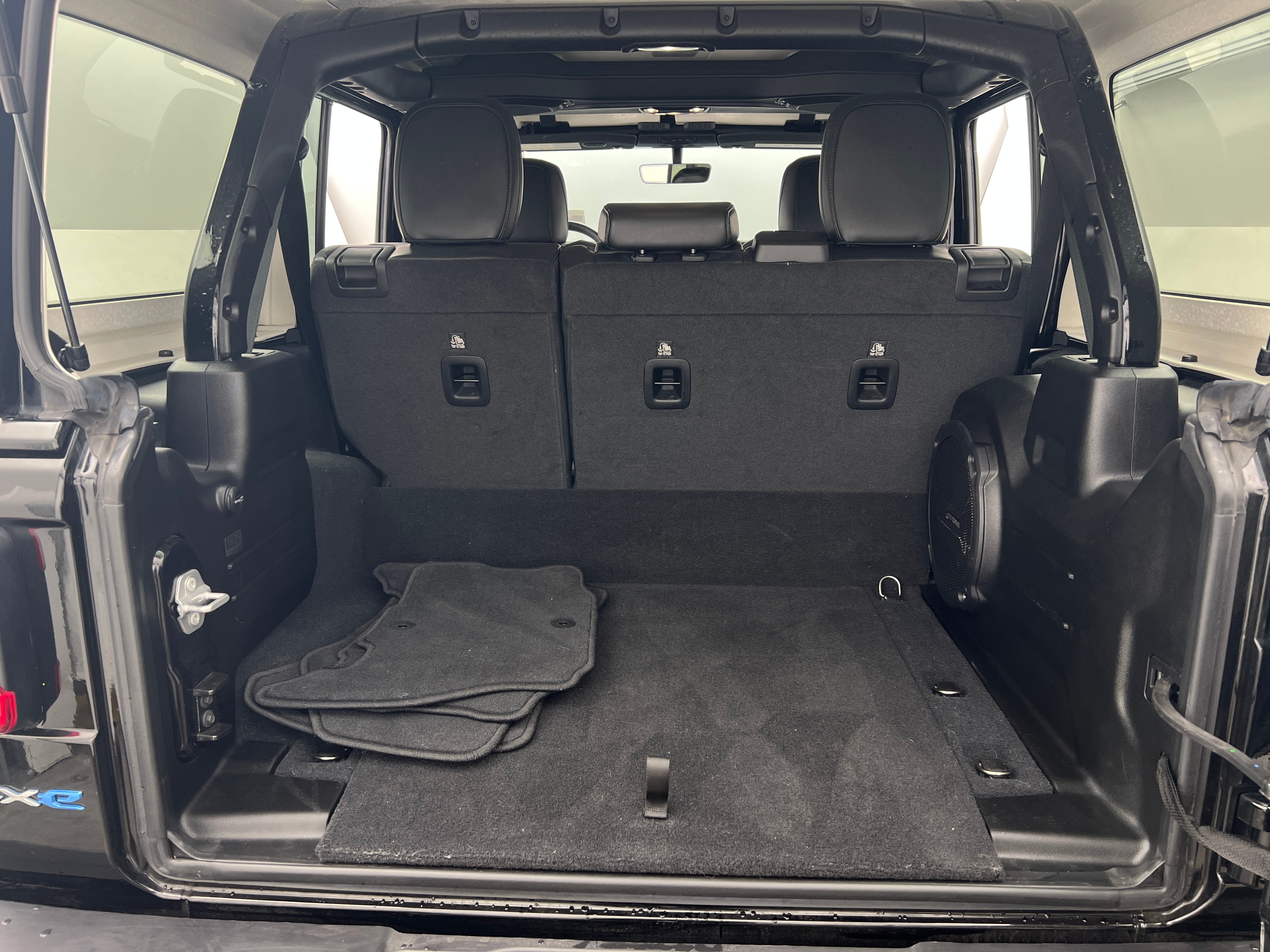 2022 Jeep Wrangler Unlimited Sahara 4xe 6